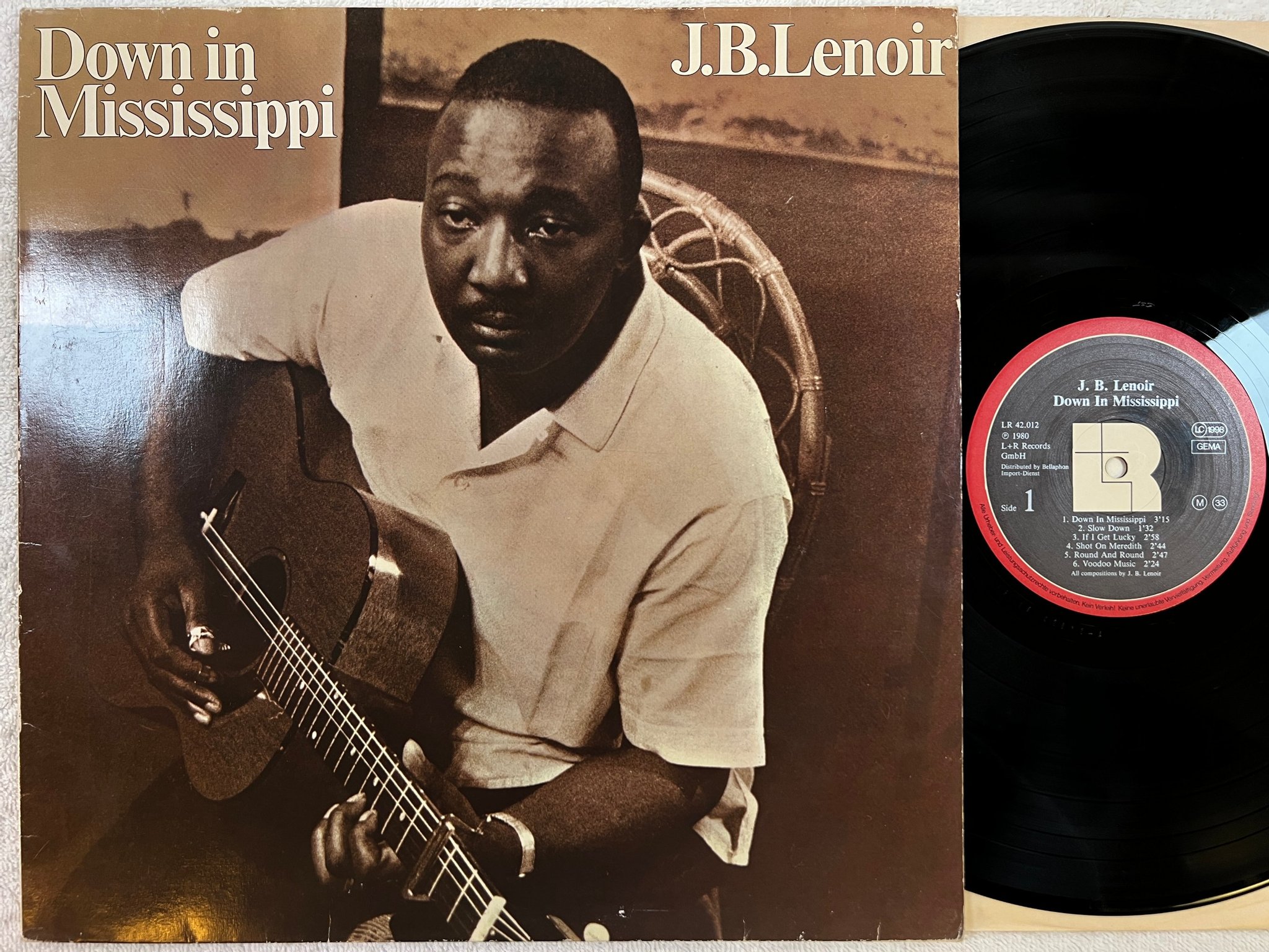 Omslagsbild för skivan J.B. LENOIR down in Mississippi LP -80 Ger L+R LR 42012