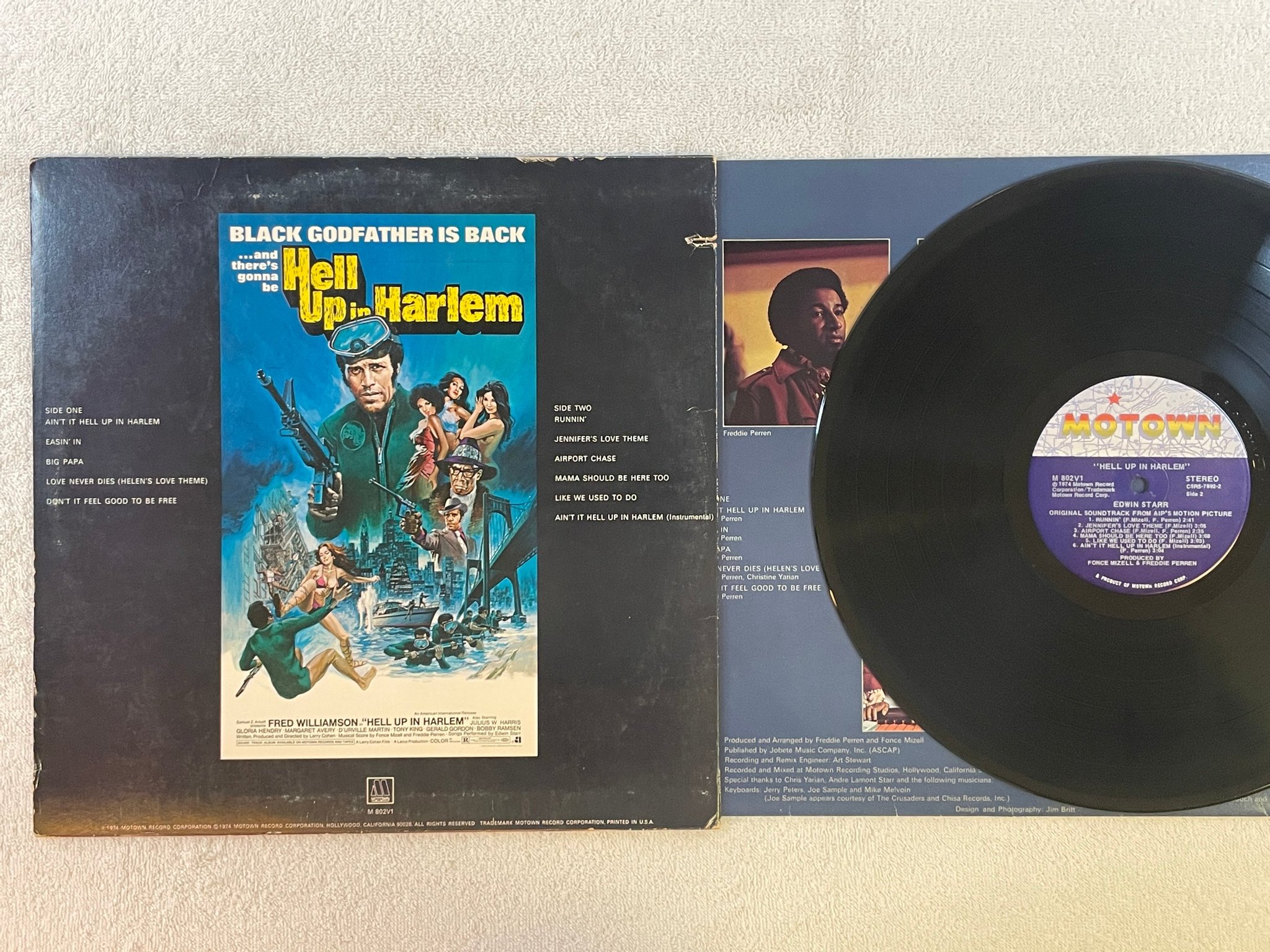 Omslagsbild för skivan EDWIN STARR hell up in Harlem LP -74 US MOTOWN M 802V1   blaxploitation 