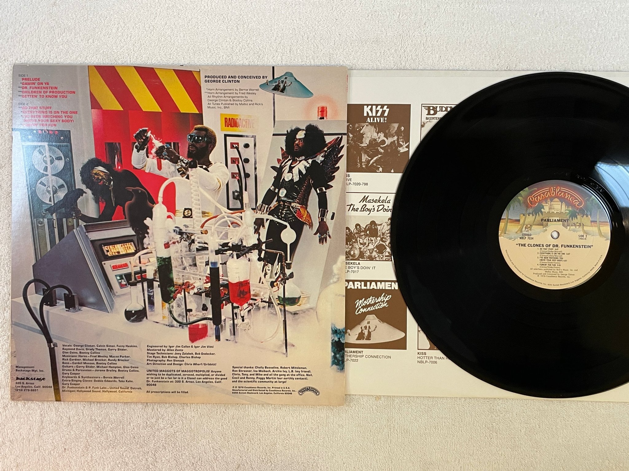 Omslagsbild för skivan PARLIAMENT the clones of Dr Funkenstein LP re US CASABLANCA NBLP 7034