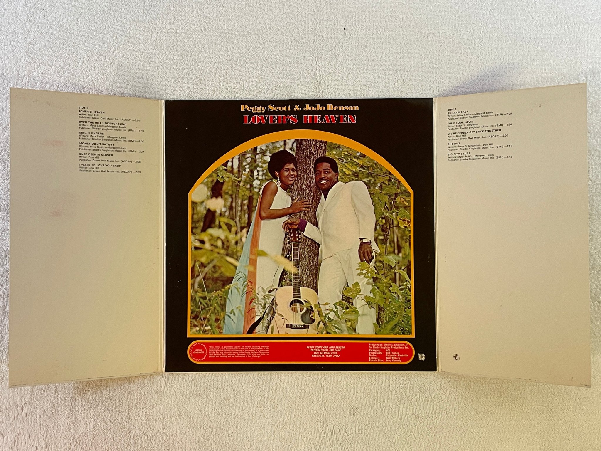 Omslagsbild för skivan PEGGY SCOTT & JO JO BENSON lover's heaven LP -69 US SSS INTERNATIONAL SSS 2 