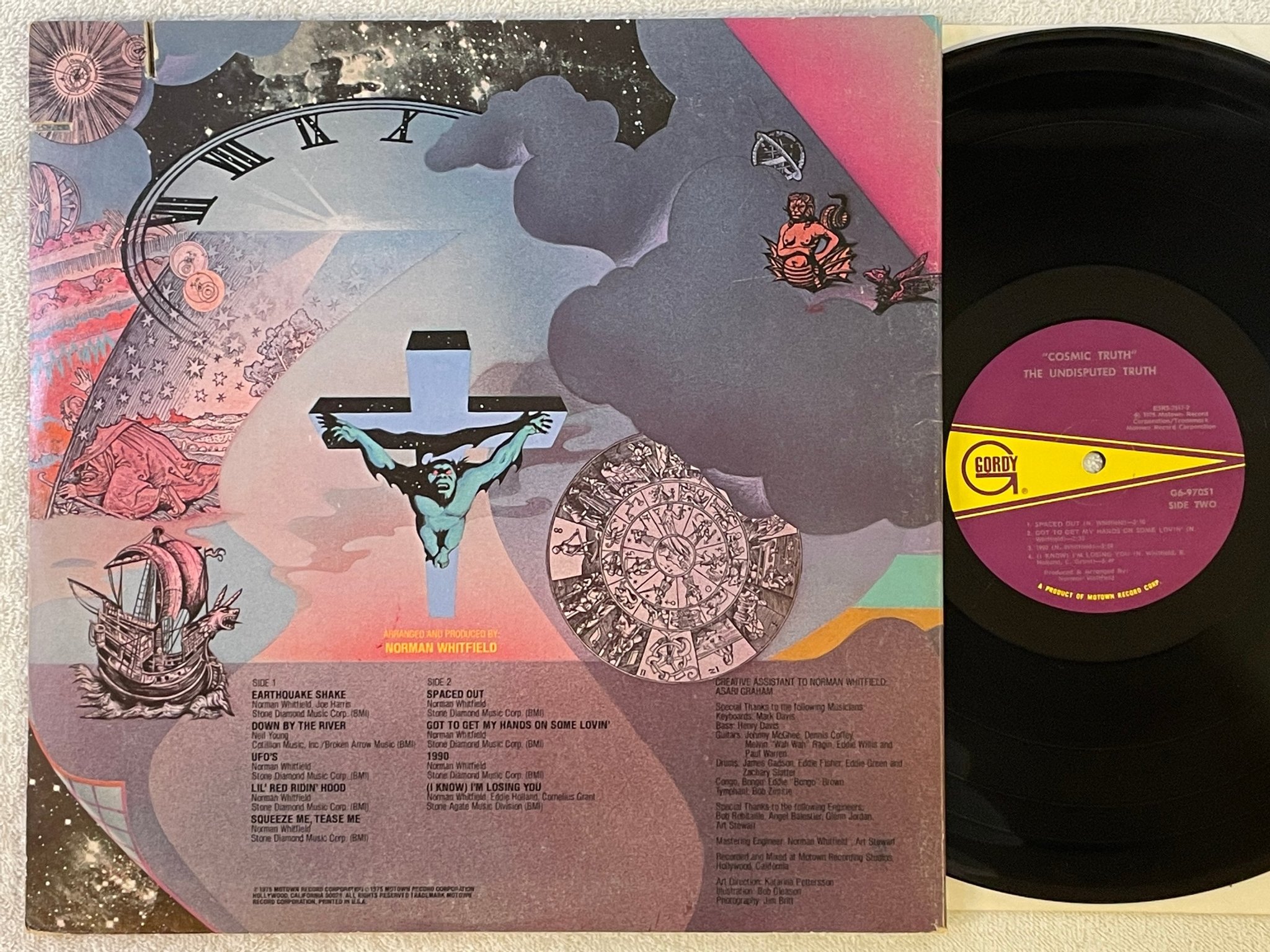 Omslagsbild för skivan THE UNDISPUTED TRUTH cosmic truth LP -75 US MOTOWN G6-970S1