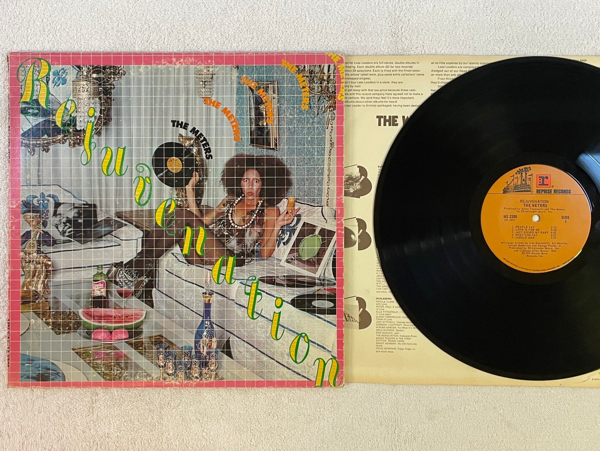 Omslagsbild för skivan THE METERS rejuvenation LP -74 US REPRISE MS 2200 