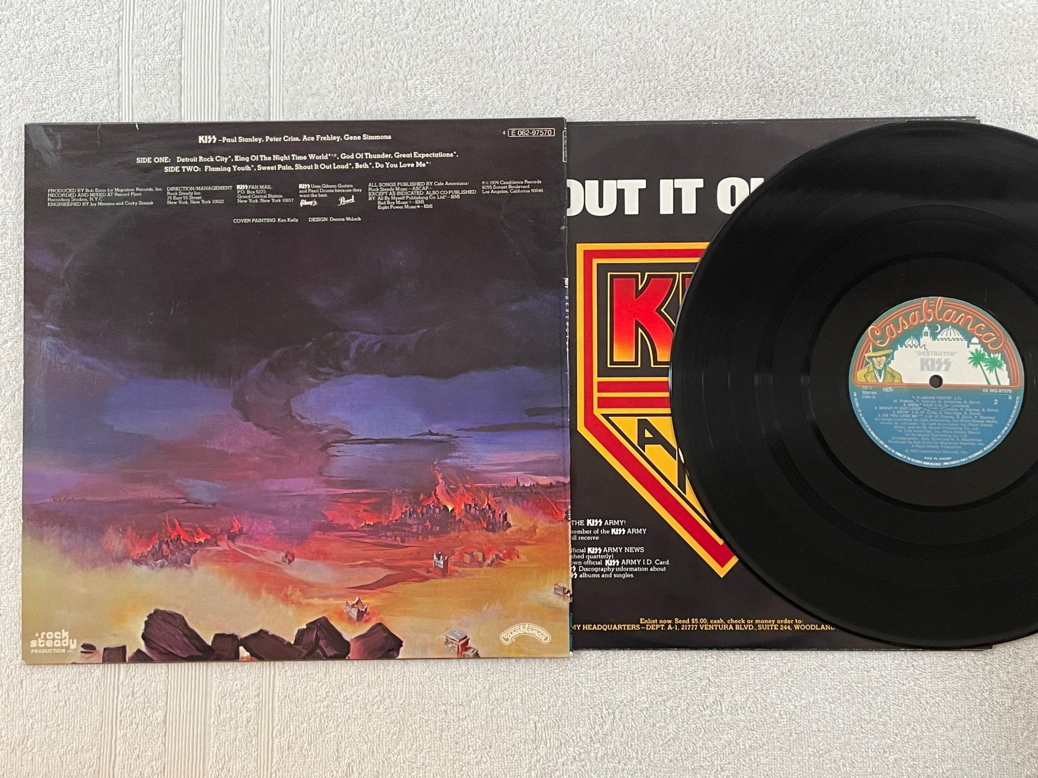 Omslagsbild för skivan KISS destroyer LP -76 Swe CASABLANCA 4E 062-97570