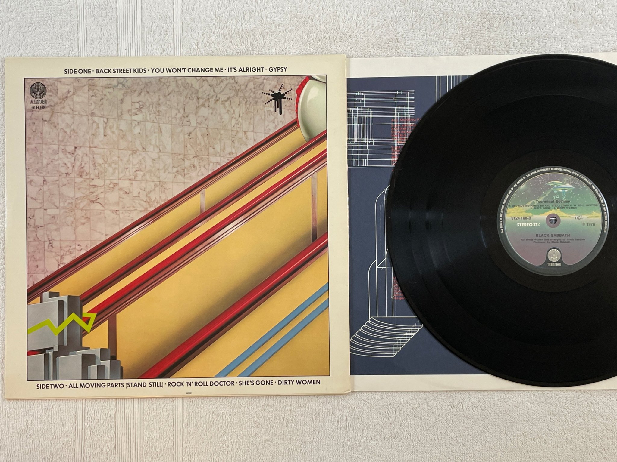 Omslagsbild för skivan BLACK SABBATH technical ecstasy LP -76 ncb VERTIGO 9124 100