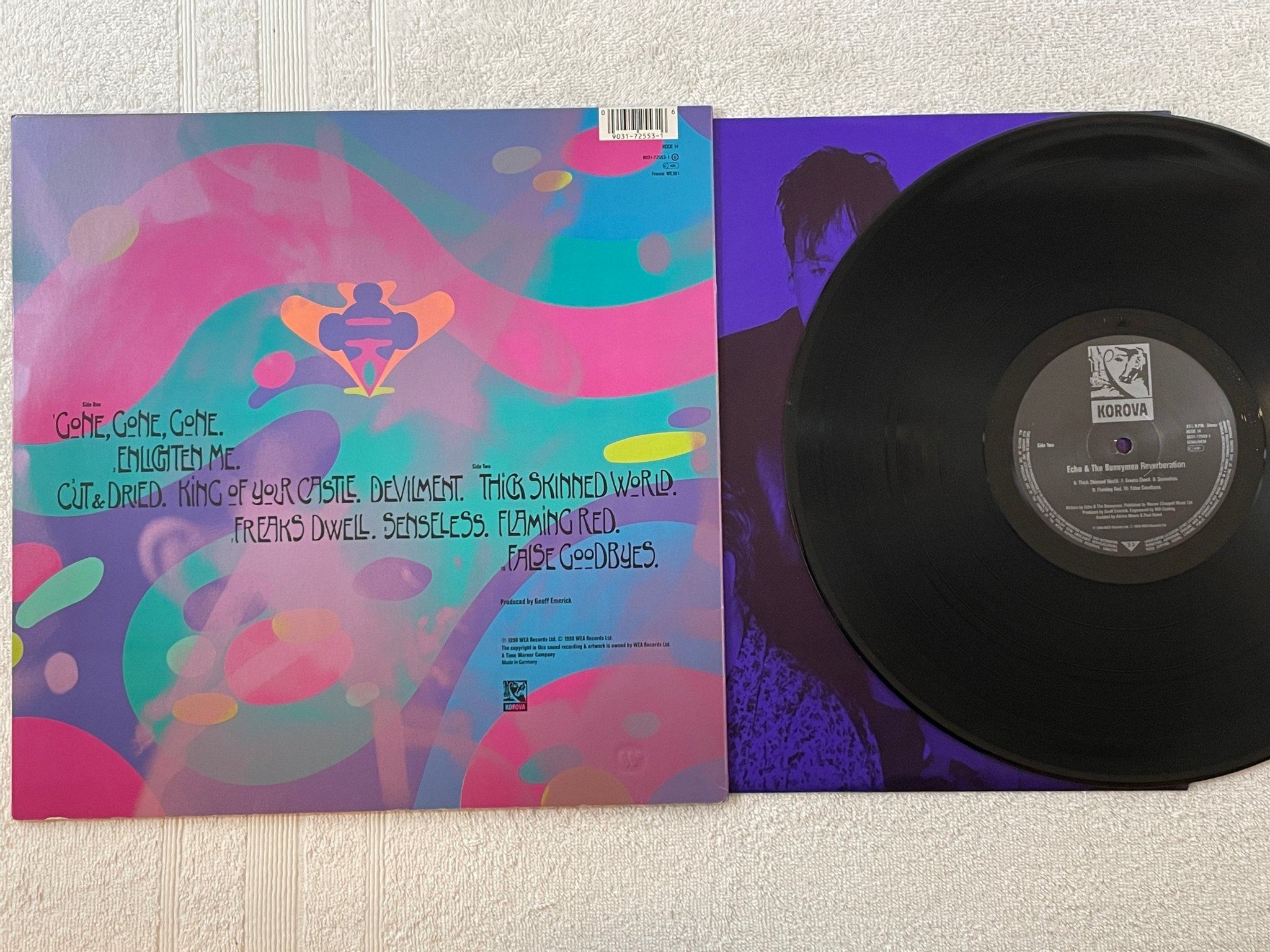 Omslagsbild för skivan ECHO & THE BUNNYMEN Reverberation LP -90 KOROVA 9031-72553-1