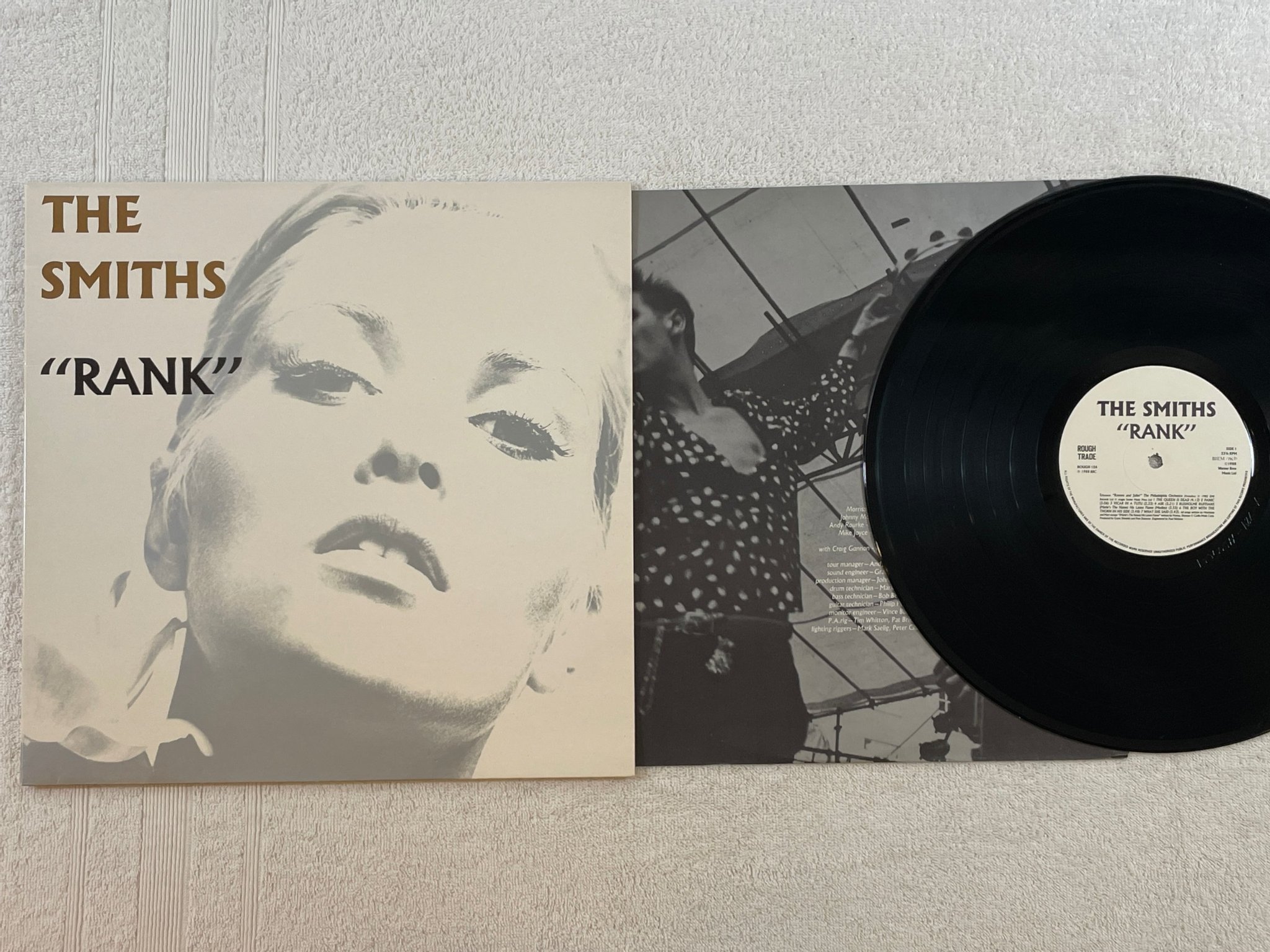 Omslagsbild för skivan THE SMITHS rank LP -88 ncb ROUGH TRADE ROUGH 126