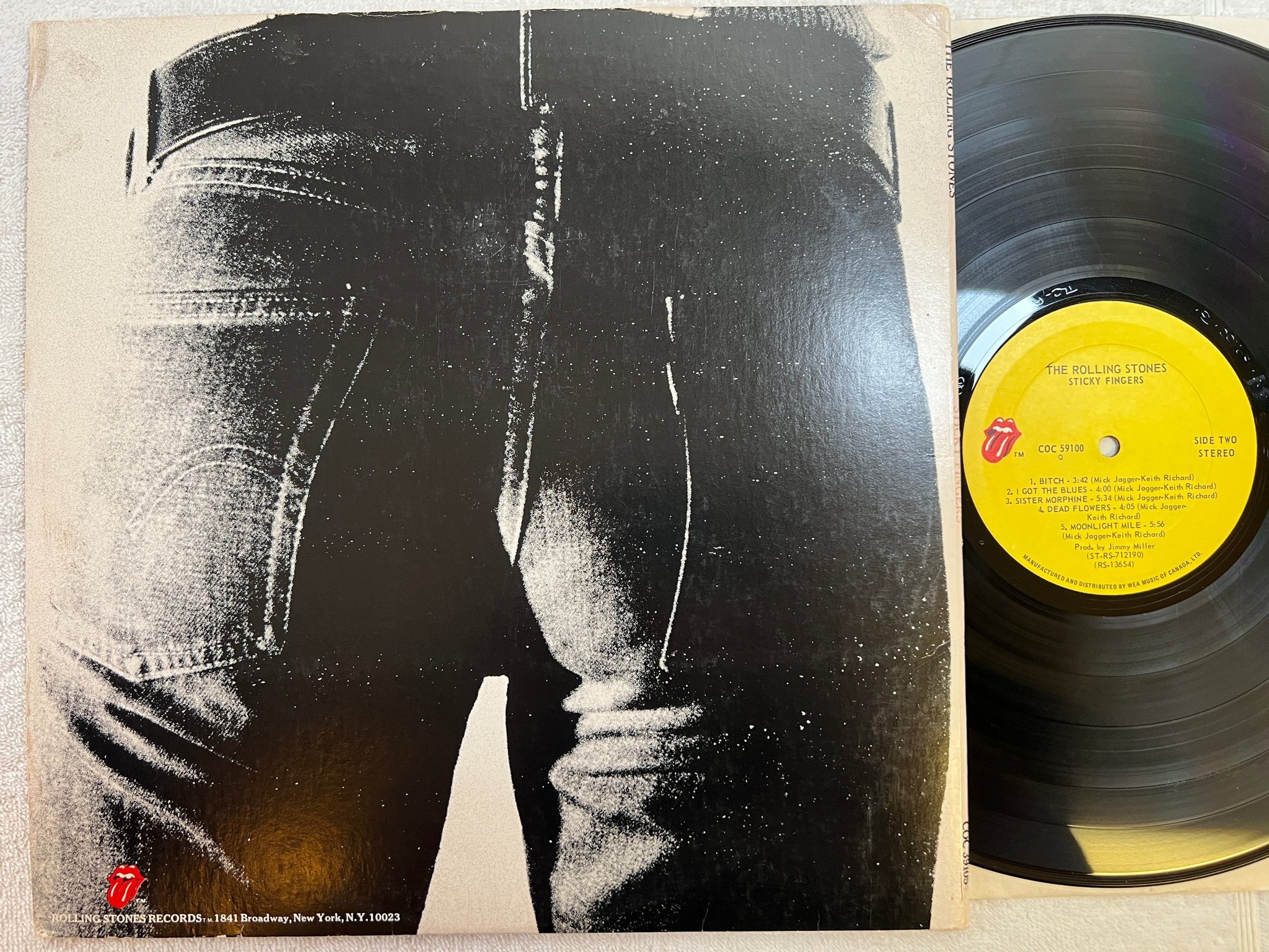 Omslagsbild för skivan THE ROLLING STONES sticky fingers LP Can COC 59100 Andy Warhol cover art  **CLAS