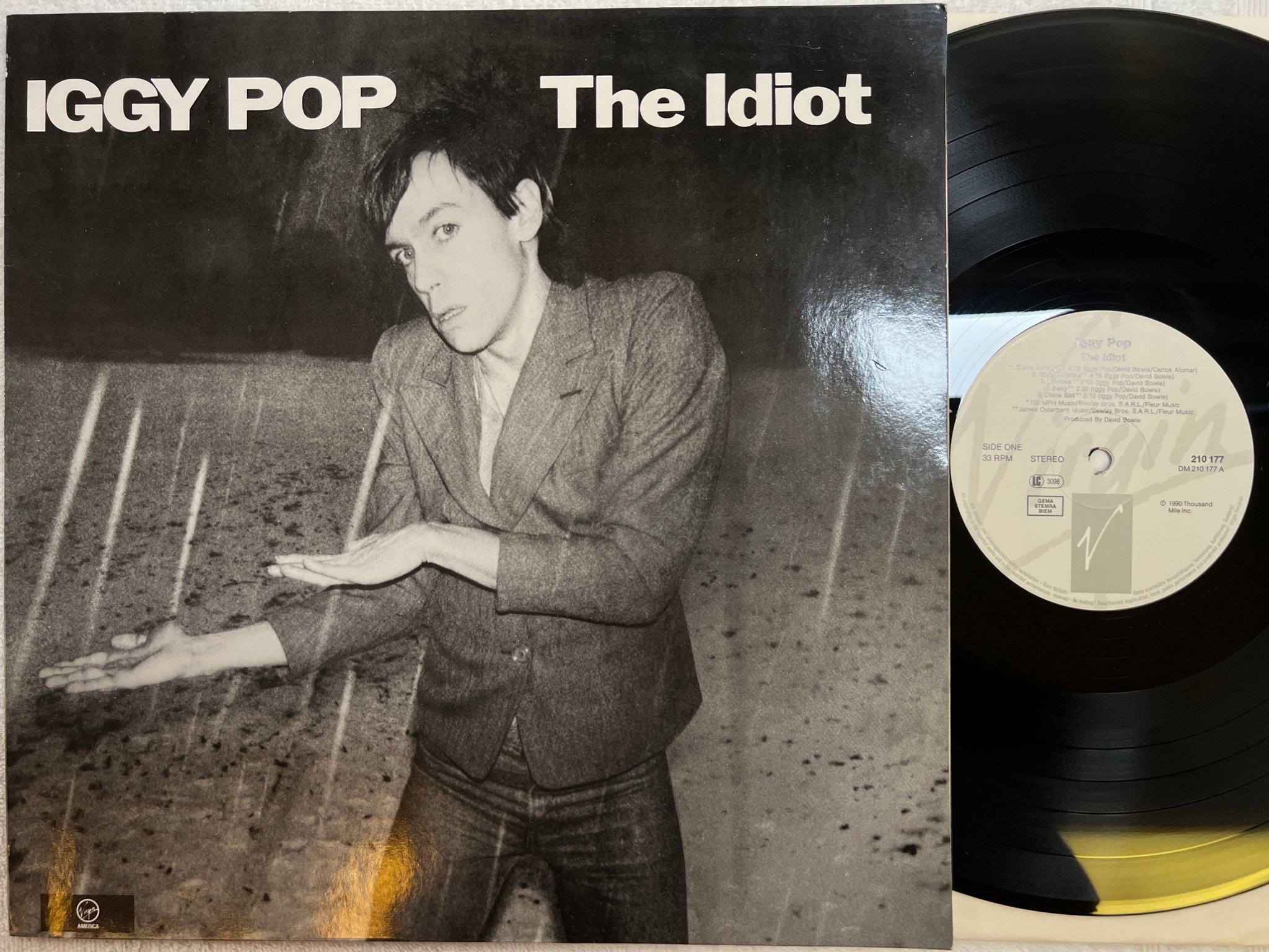 Omslagsbild för skivan IGGY POP the idiot LP  re -90 VIRGIN 210177