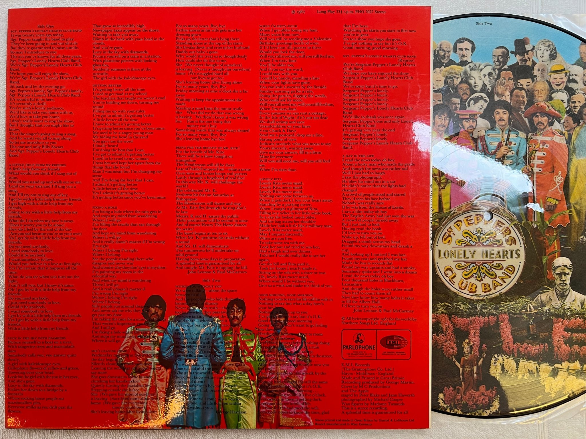 Omslagsbild för skivan THE BEATLES Sgt Pepper's lonely heart club band PICTURE DISC PHO 7027 ** YEAH **
