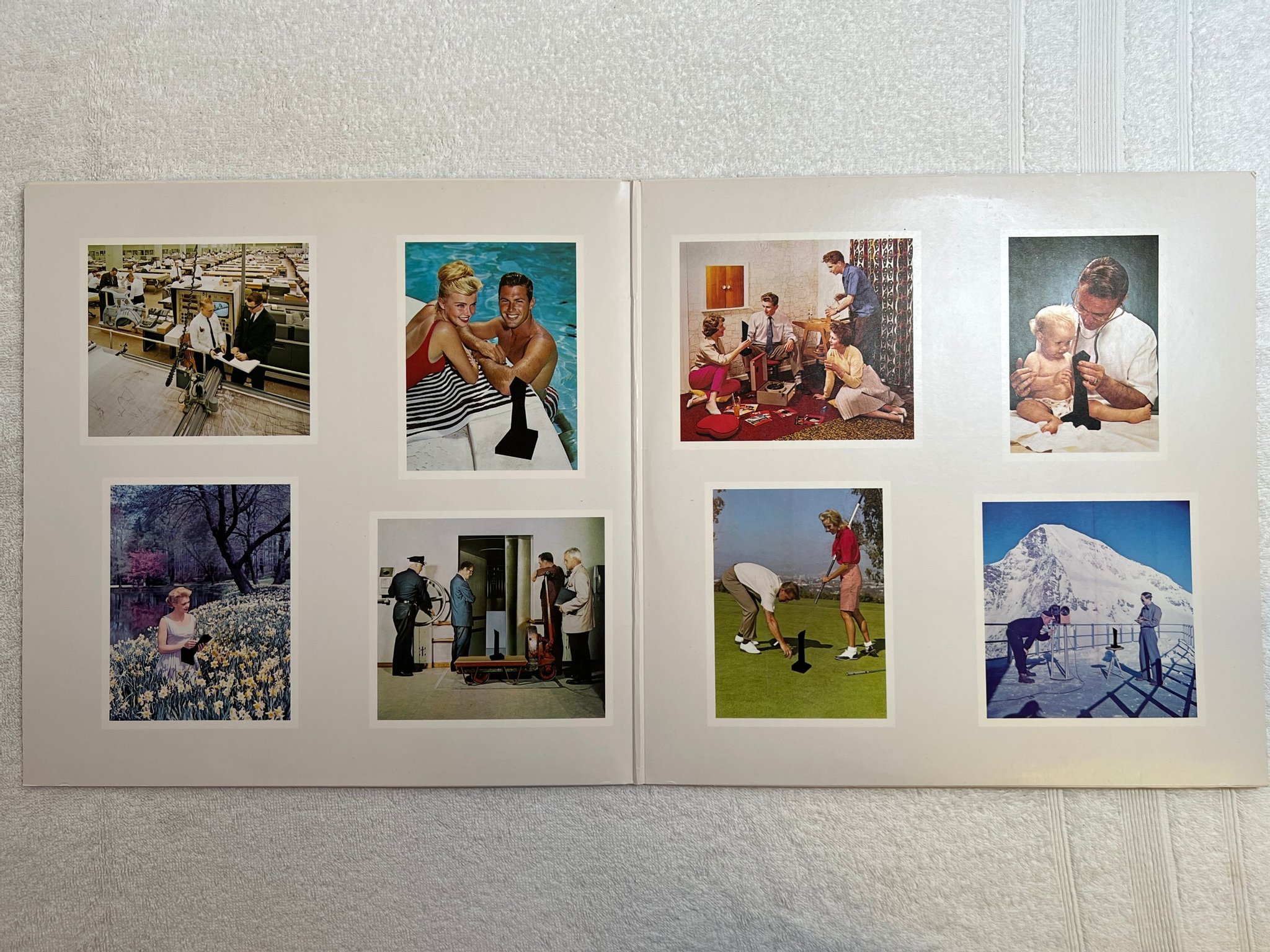 Omslagsbild för skivan LED ZEPPELIN precence LP -76 US SWAN SONG SS 8416