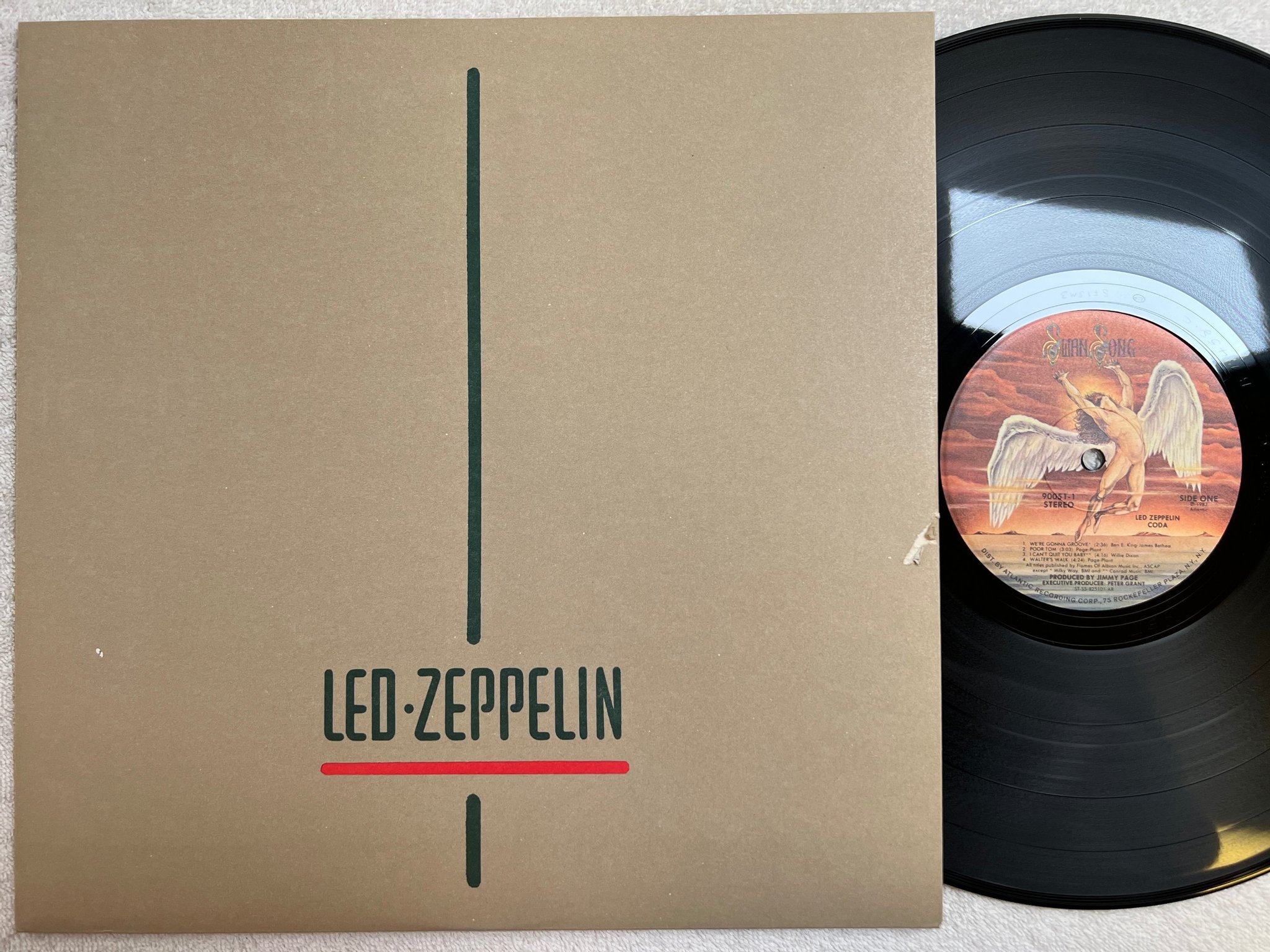 Omslagsbild för skivan LED ZEPPELIN coda LP -82 US SWAN SONG SS 90051-1