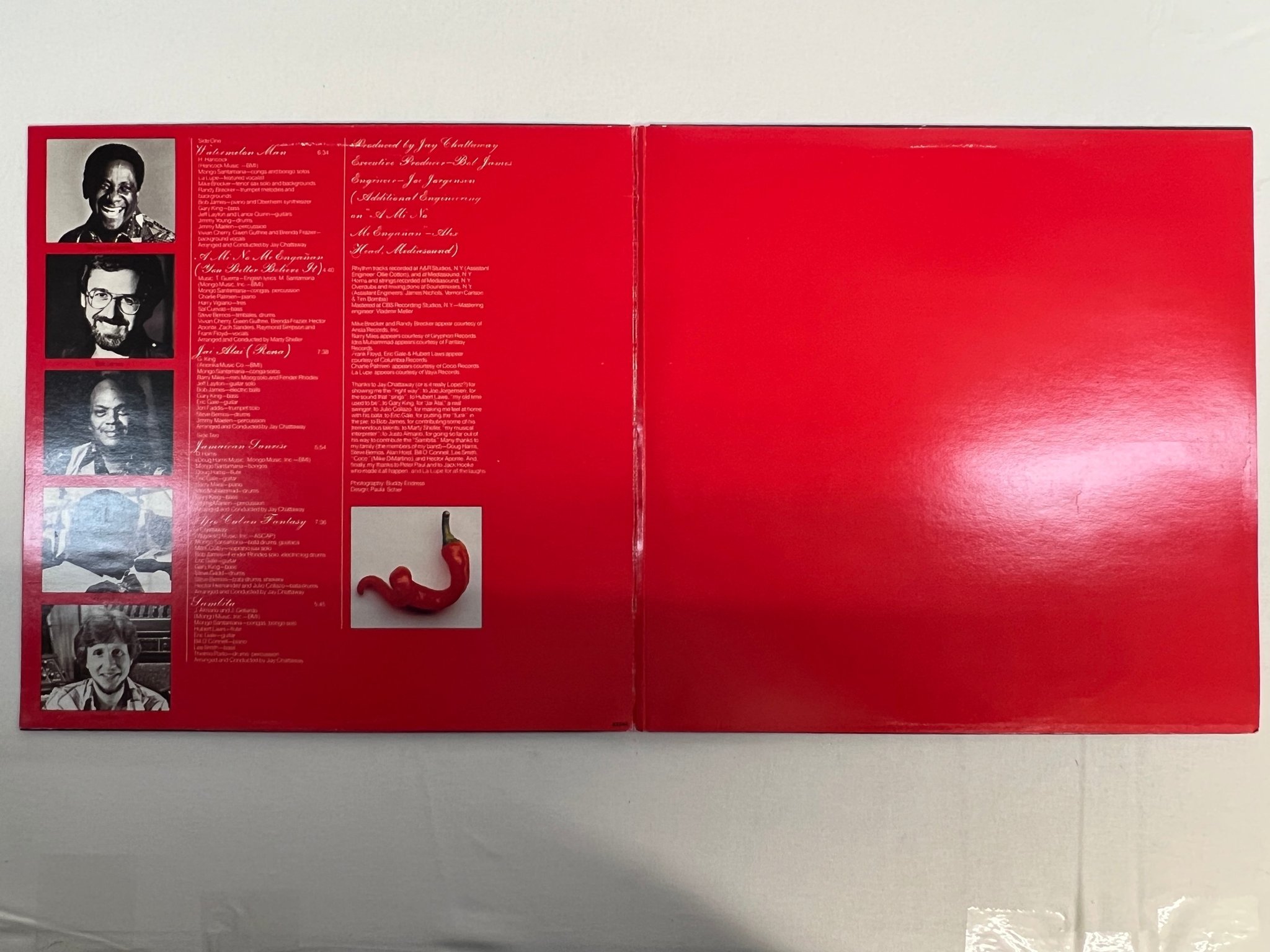 Omslagsbild för skivan MONGO SANTAMARIA red hot LP Hol CBS / TAPPANZEE 83340 