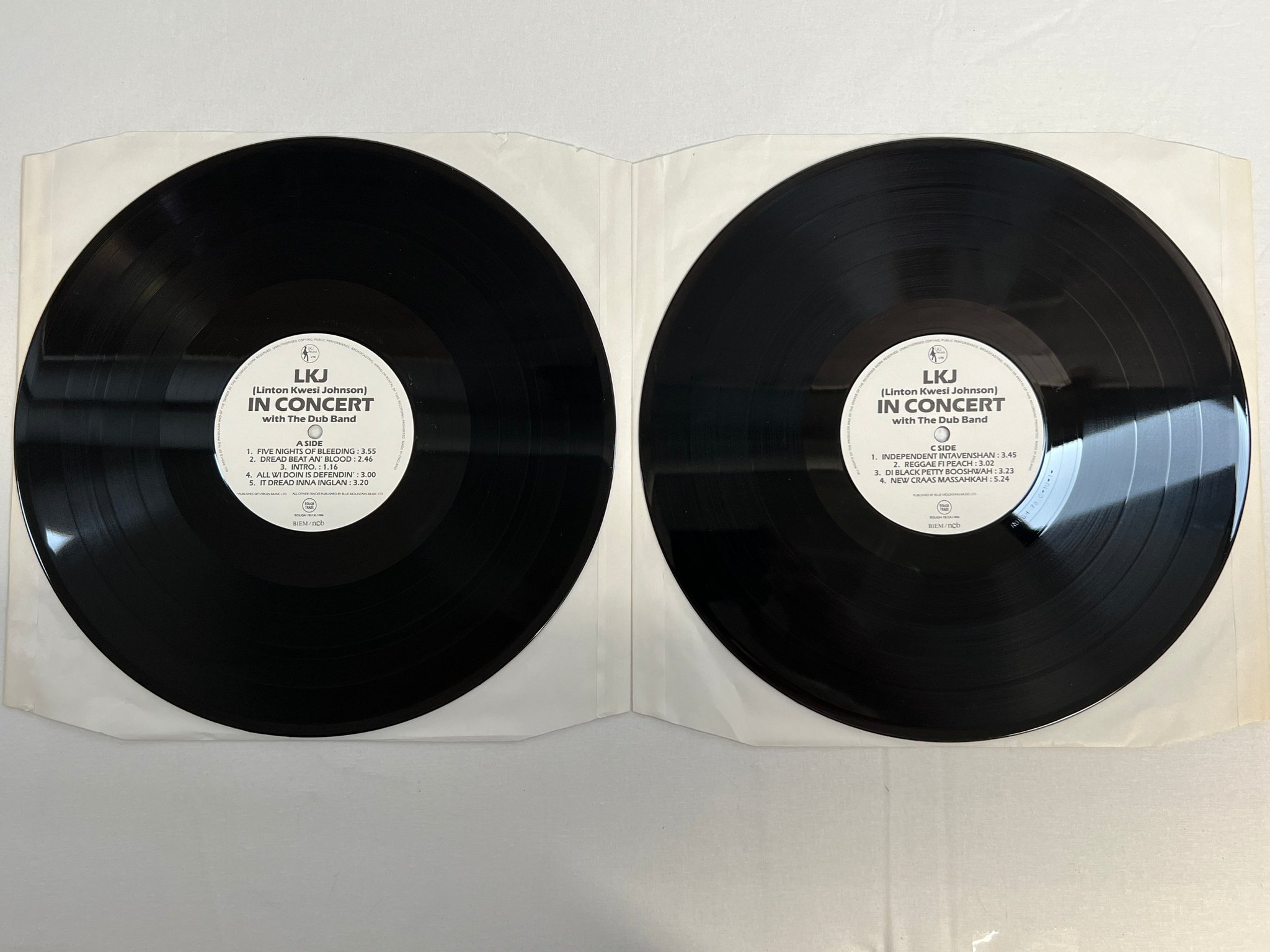 Omslagsbild för skivan LINTON KWESI JOHNSON in concert 2xLP ncb ROUGH 78 