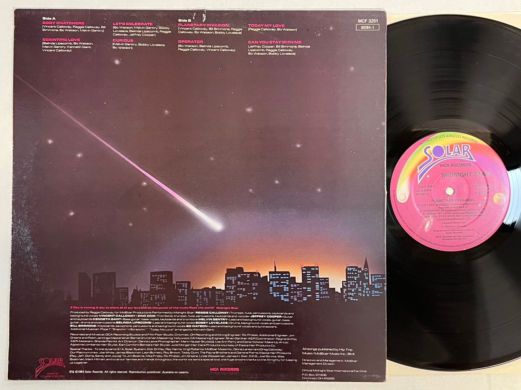 Omslagsbild för skivan MIDNIGHT STAR planetary invasion LP -84 UK SOLAR MCF 3251