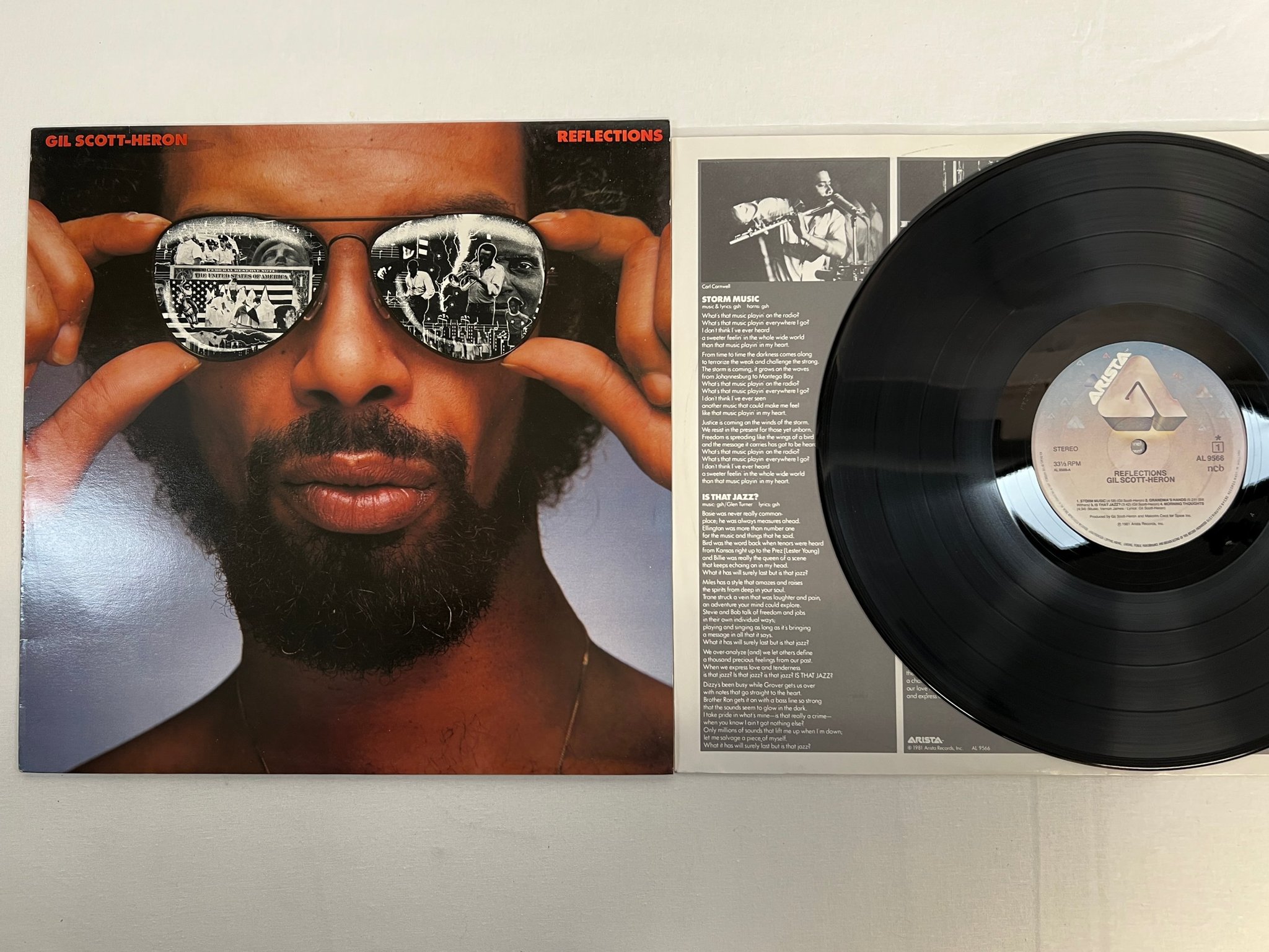 Omslagsbild för skivan GIL SCOTT HERON reflections LP -81 ncb ARISTA AL 9566