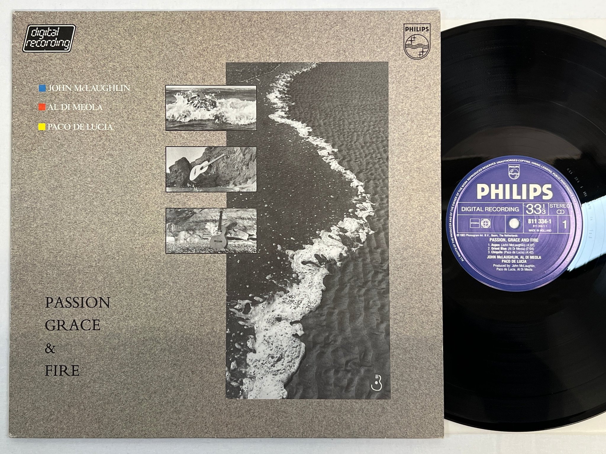 Omslagsbild för skivan JOHN McLAUGHLIN passion grace and fire LP -83 Hol PHILIPS 811 334-1