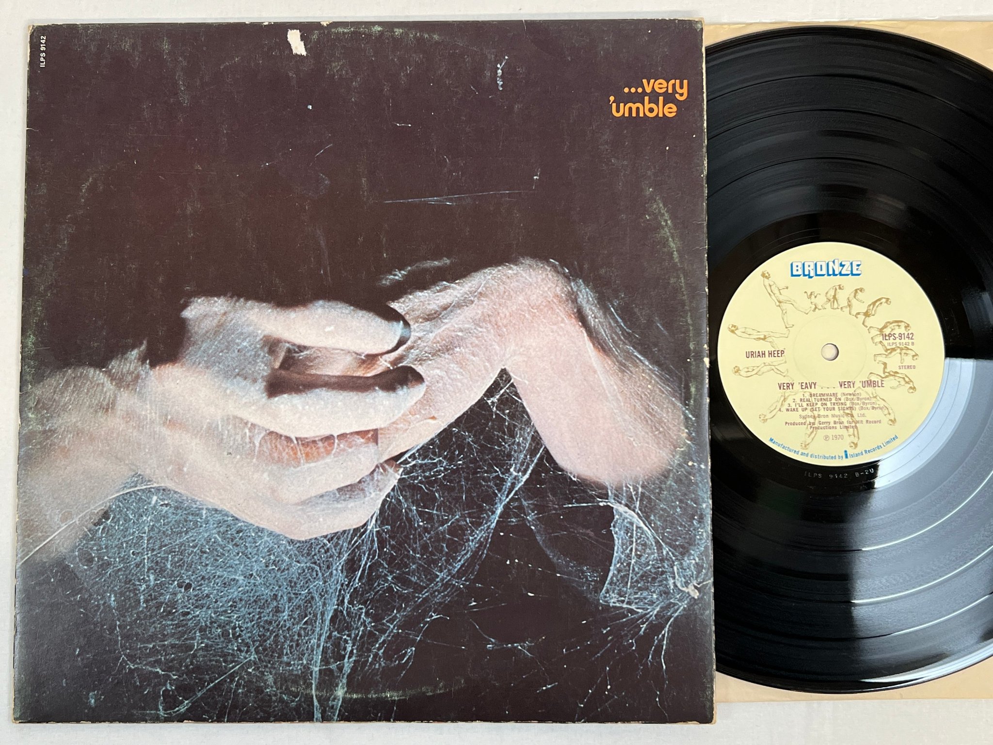 Omslagsbild för skivan URIAH HEEP very 'eavy ... very 'umble LP UK BRONZE ILPS 9142 