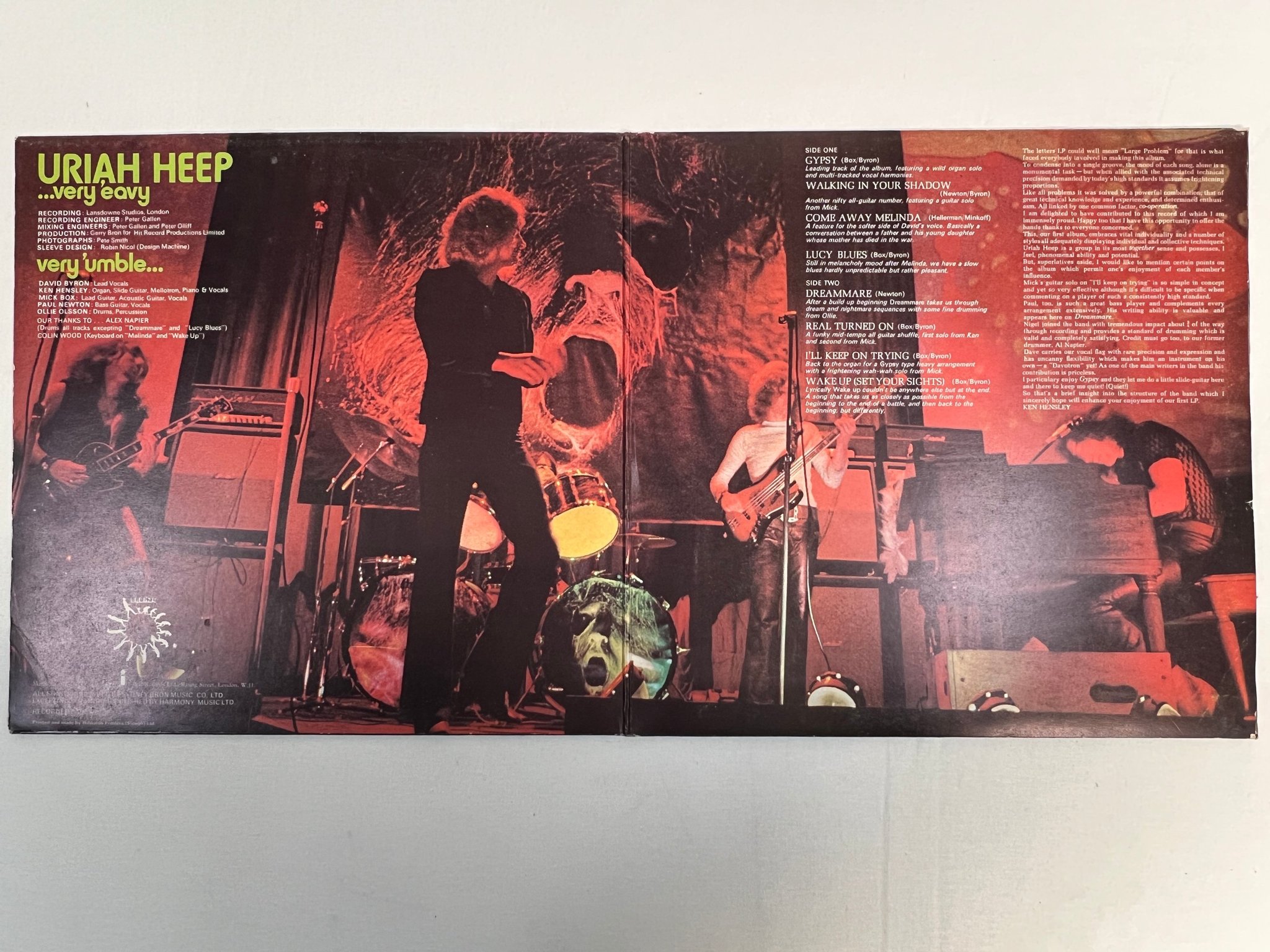 Omslagsbild för skivan URIAH HEEP very 'eavy ... very 'umble LP UK BRONZE ILPS 9142 