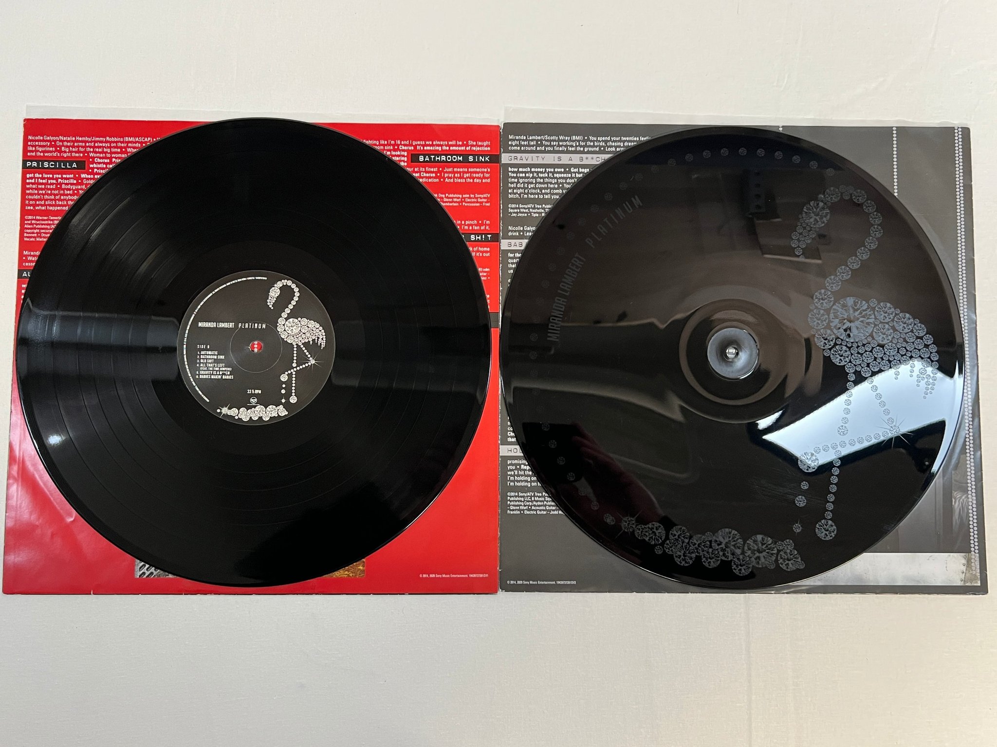 Omslagsbild för skivan MIRANDA LAMBERT platinum 2xLP 2020 SONY MUSIC 19439737281