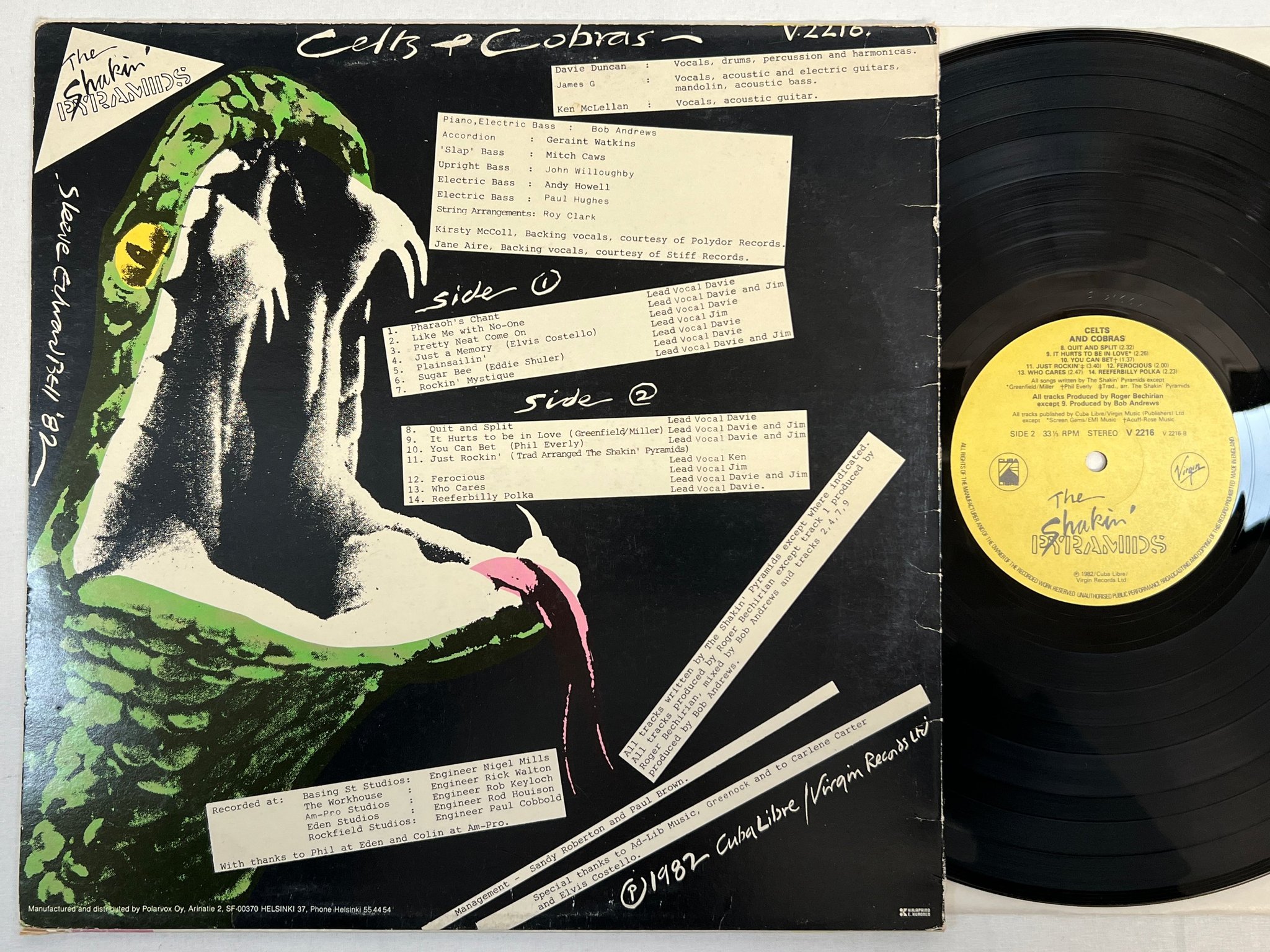 Omslagsbild för skivan THE SHAKIN PYRAMIDS celts and cobras LP -82 UK VIRGIN V2216