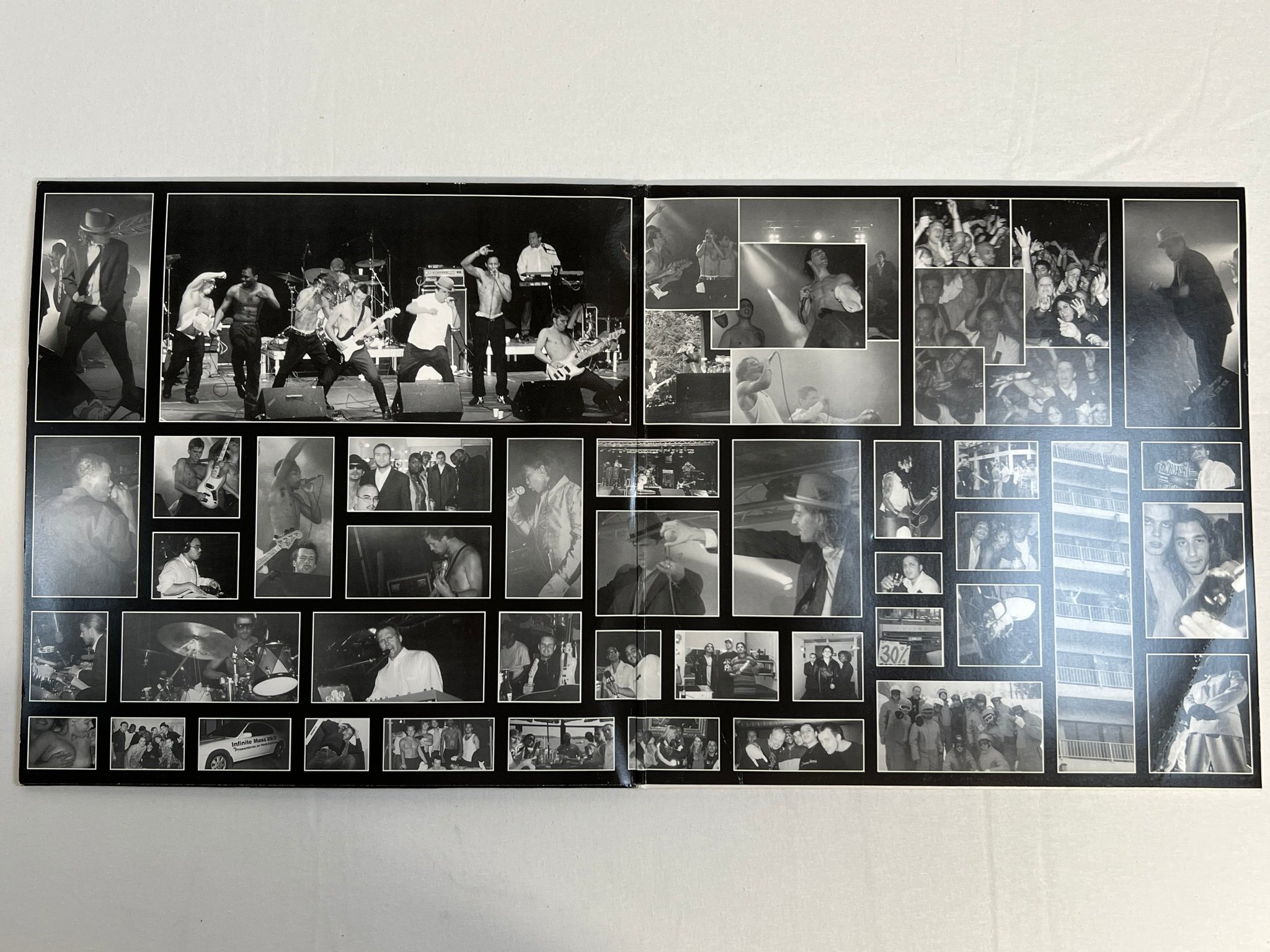 Omslagsbild för skivan INFINITE MASS live in Sweden 2xLP -99 MURLYN MUR005 ** super rare **