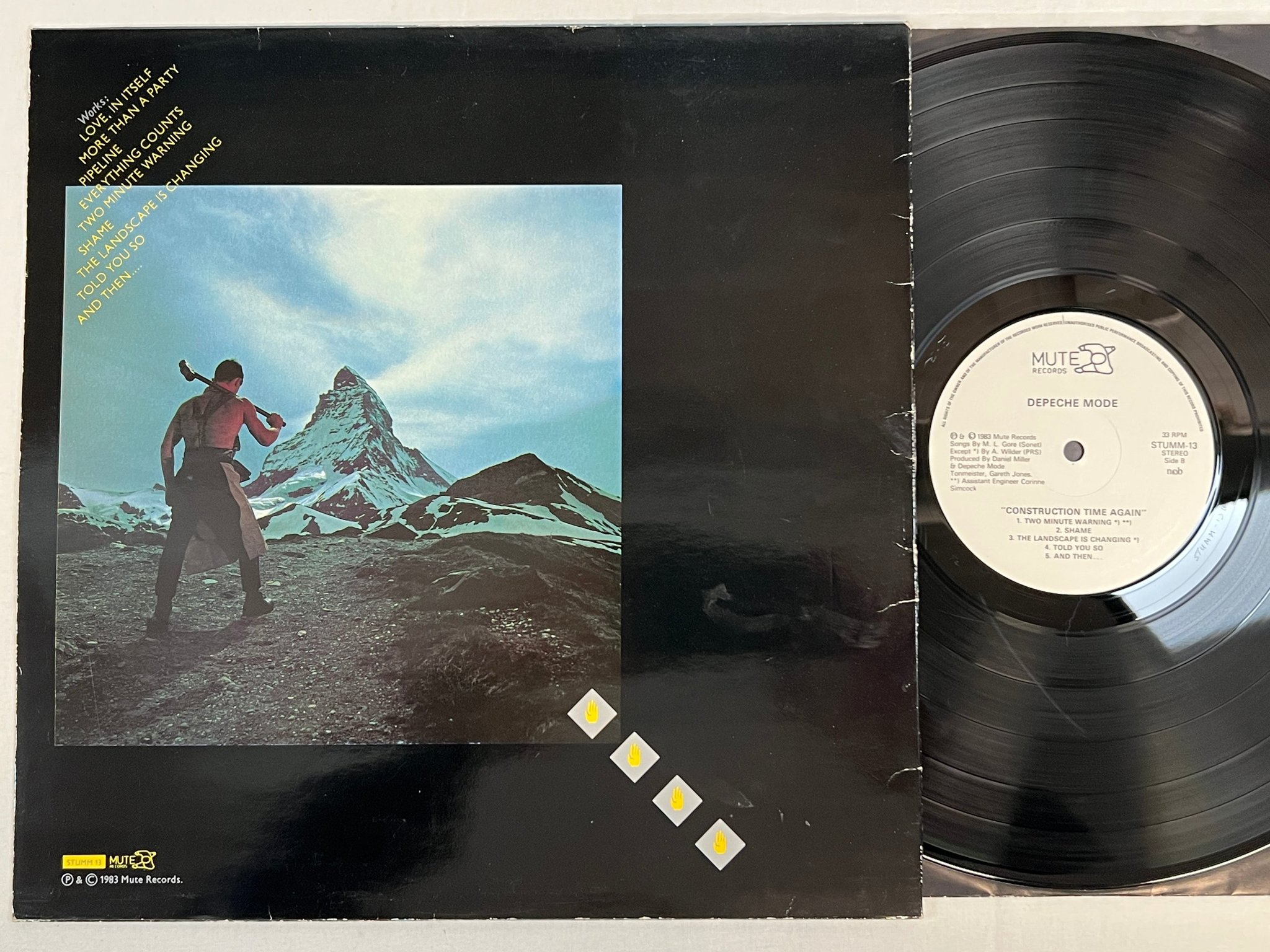 Omslagsbild för skivan DEPECHE MODE construction time again LP -83 ncb MUTE STUMM 13