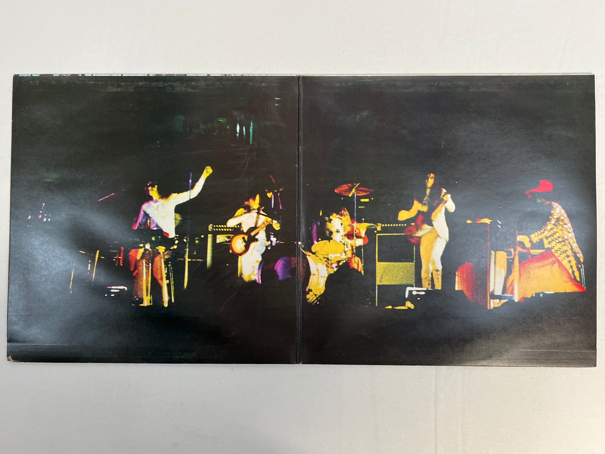 Omslagsbild för skivan MOTT THE HOOPLE wildlife LP -71 UK ISLAND ILPS 9144