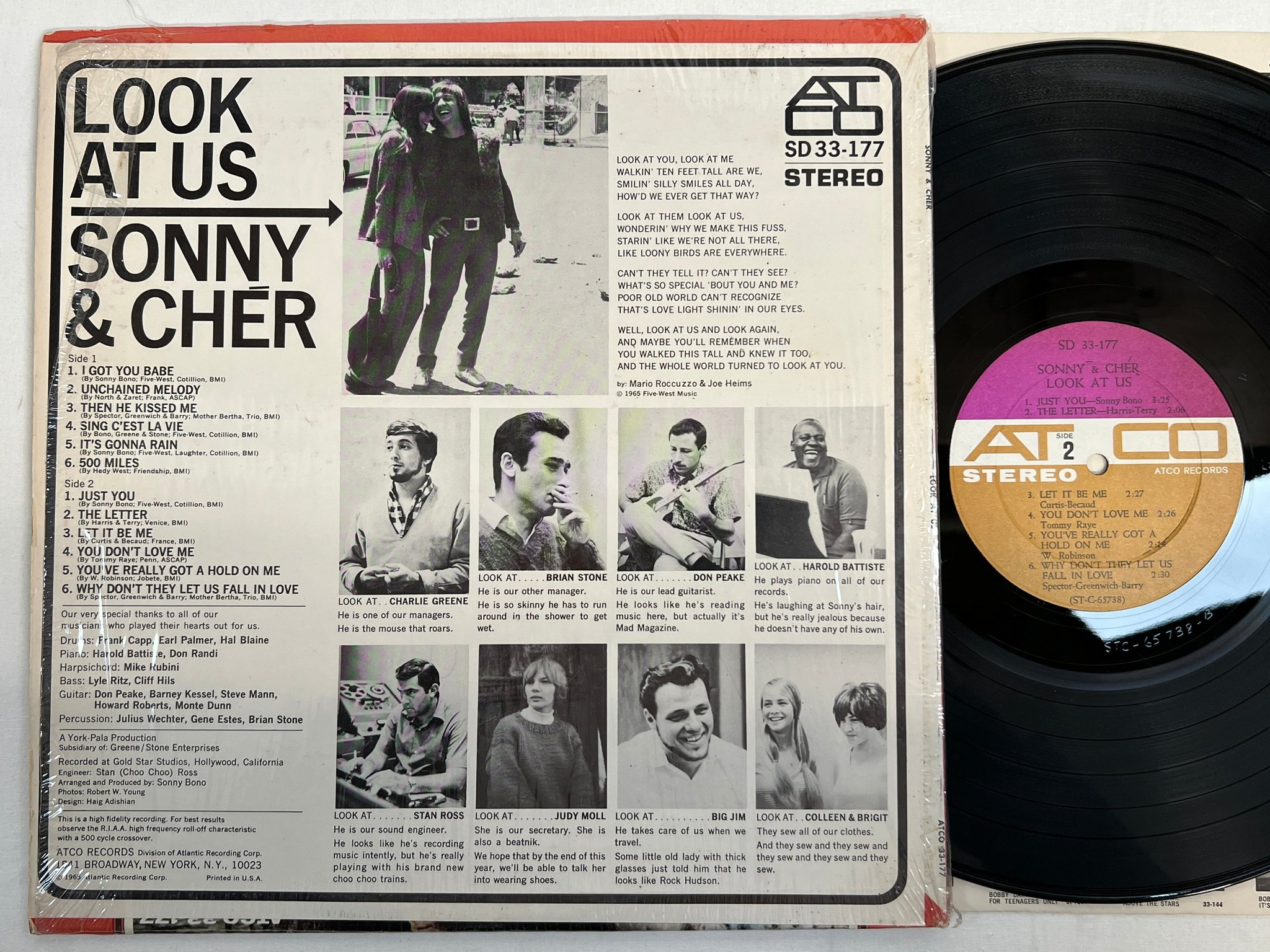 Omslagsbild för skivan SONNY & CHER look at us LP -65 US ATCO SD 33-177