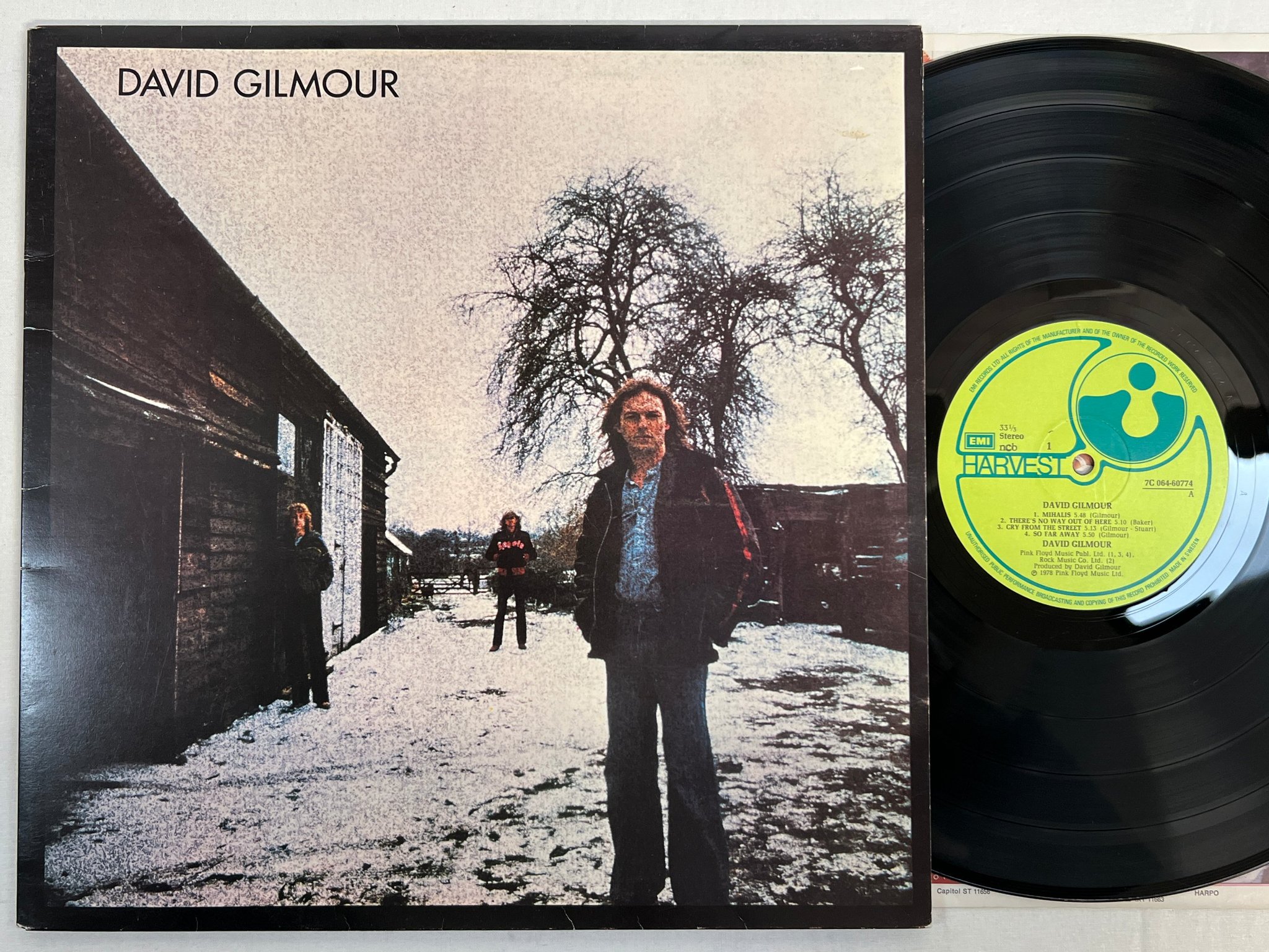 Omslagsbild för skivan DAVID GILMOUR s/t LP -78 ncb HARVEST 7C 064-60774
