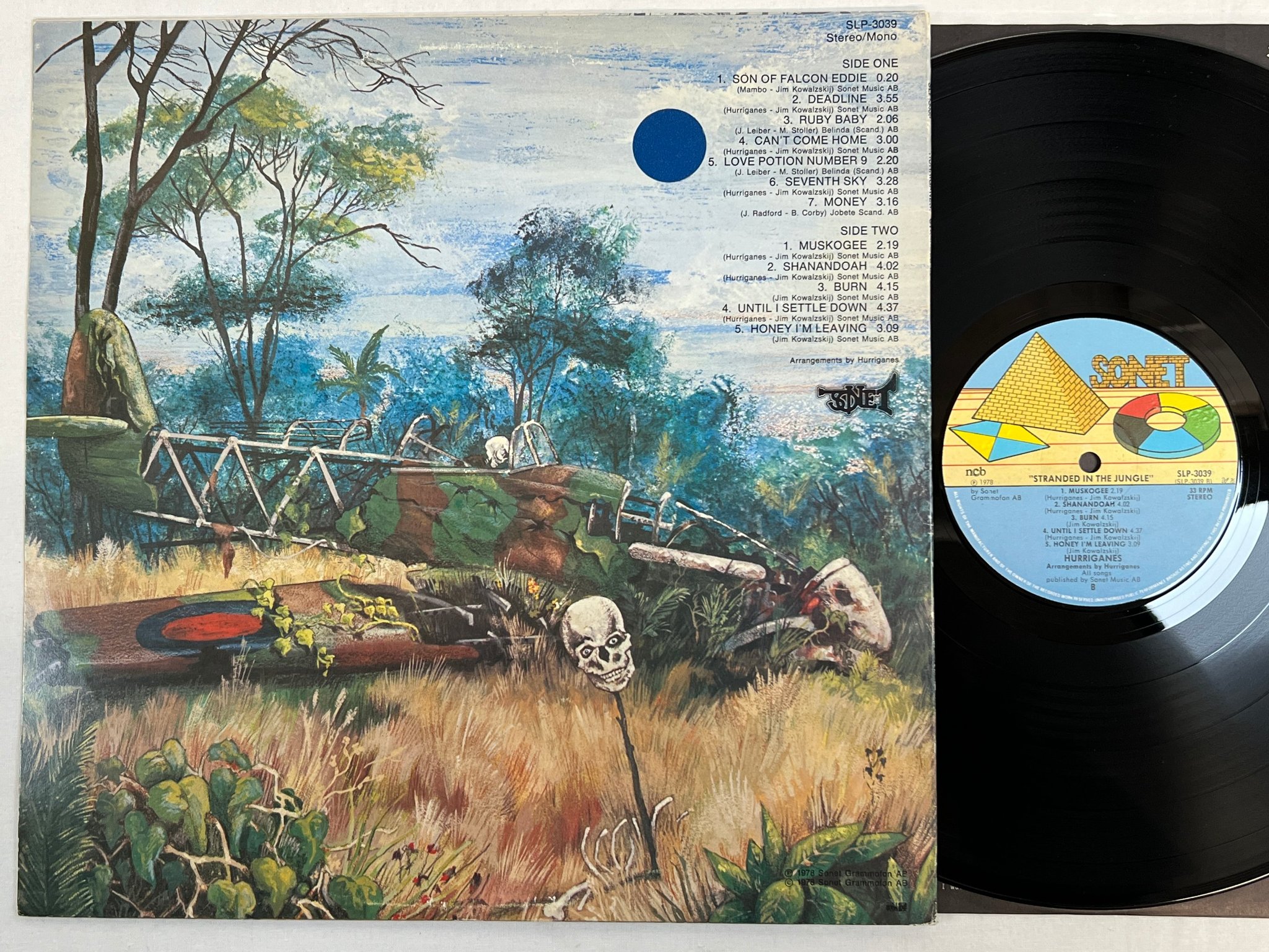 Omslagsbild för skivan HURRIGANES stranded in the jungle LP -78 Swe SLP 3039