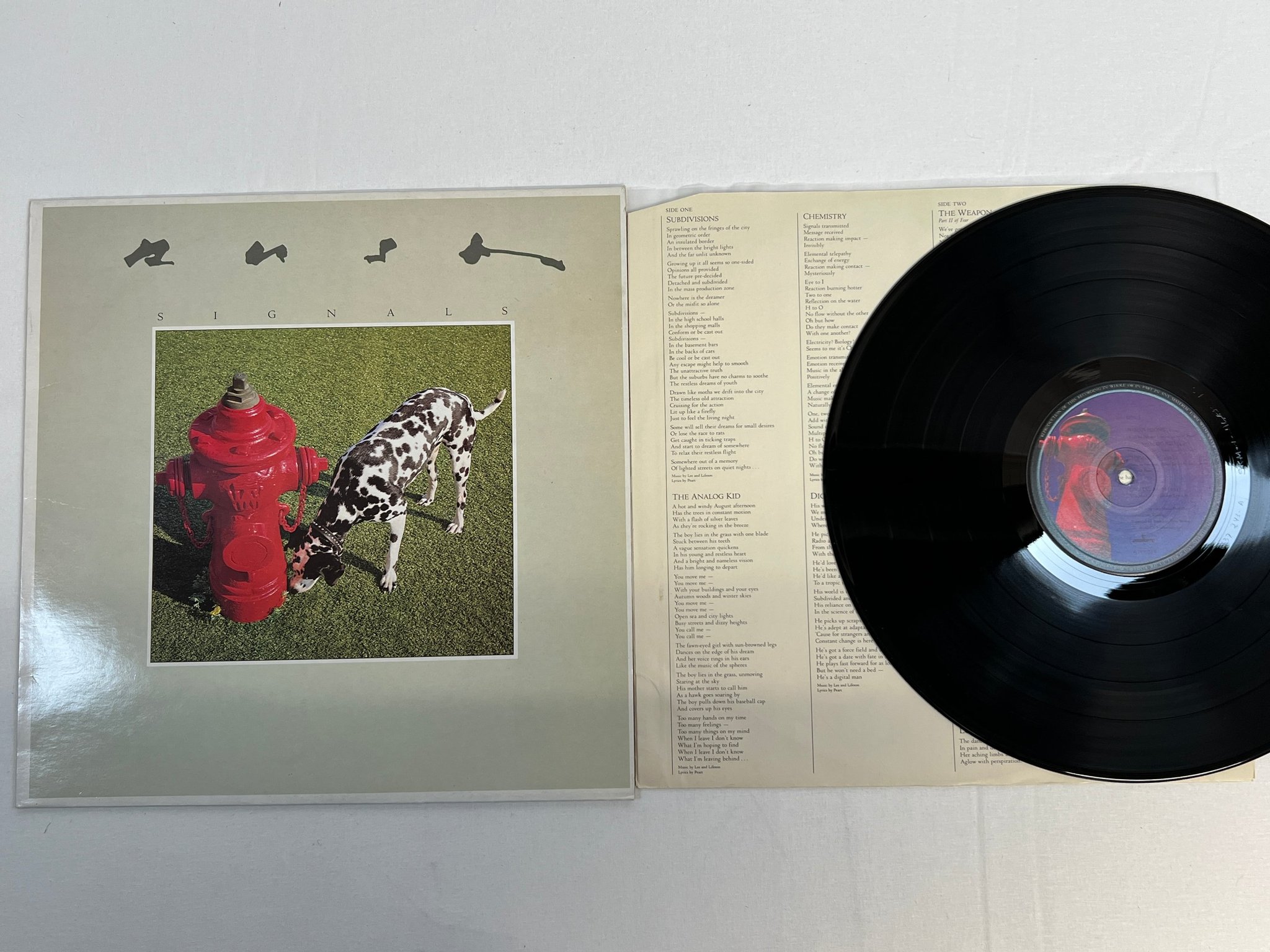 Omslagsbild för skivan RUSH signals LP -82 MERCURY 6337 243