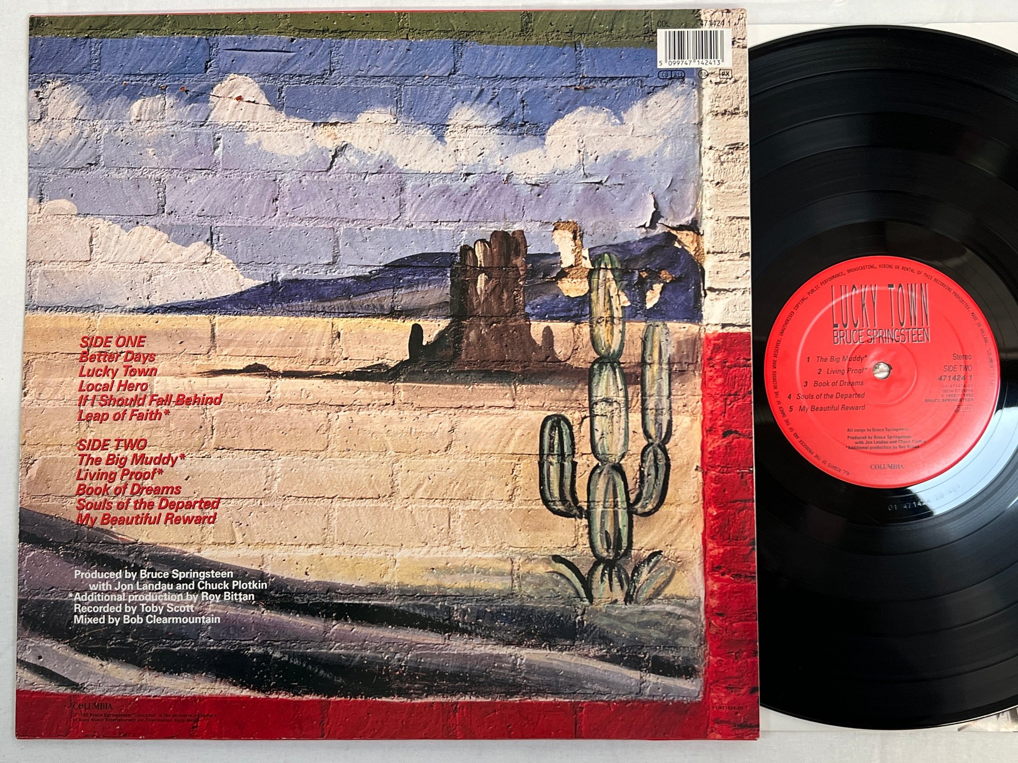 Omslagsbild för skivan BRUCE SPRINGSTEEN lucky town LP -92 Hol COLUMBIA 4714241