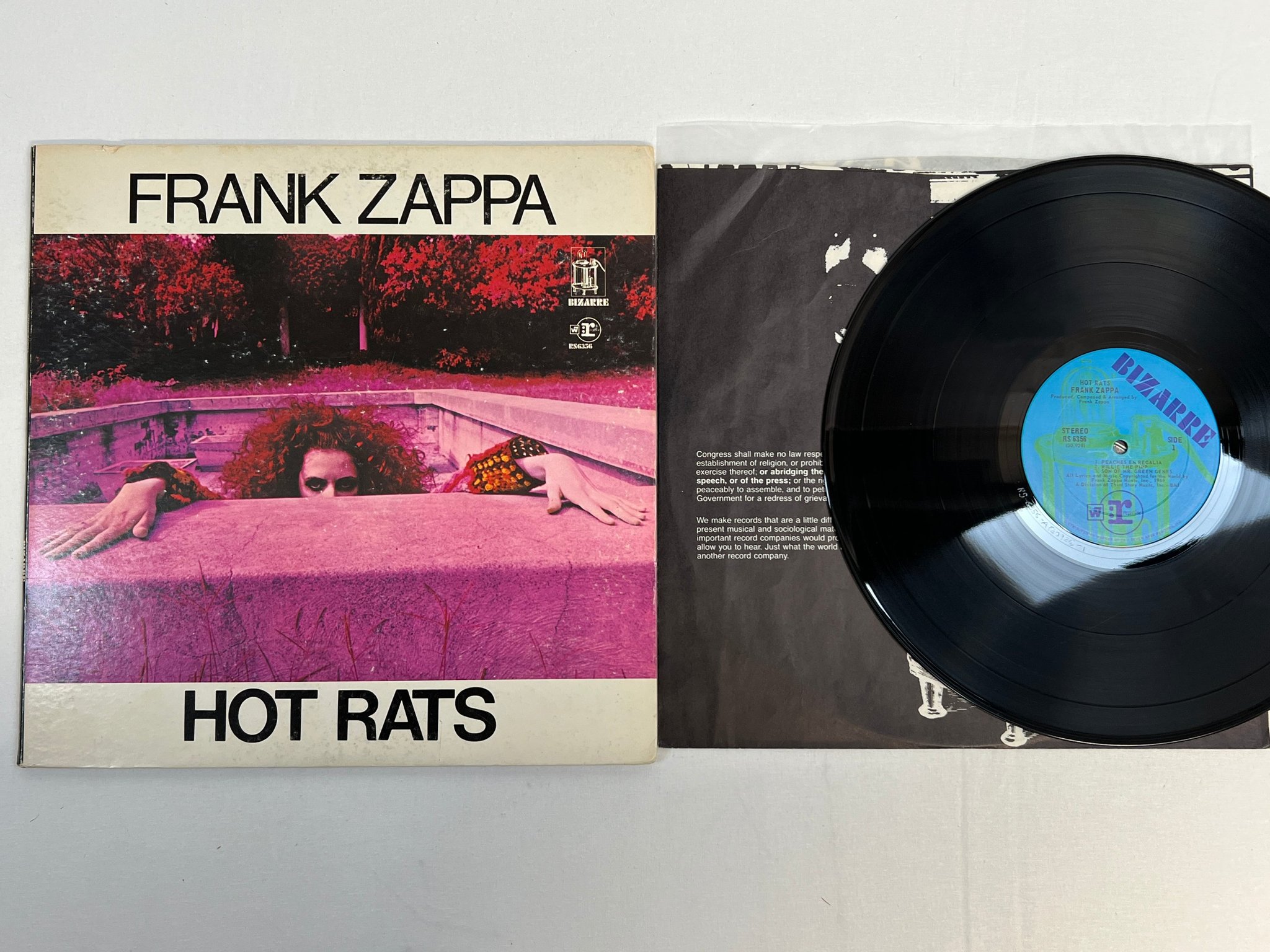Omslagsbild för skivan FRANK ZAPPA hot rats LP US BIZARRE RS 6356 