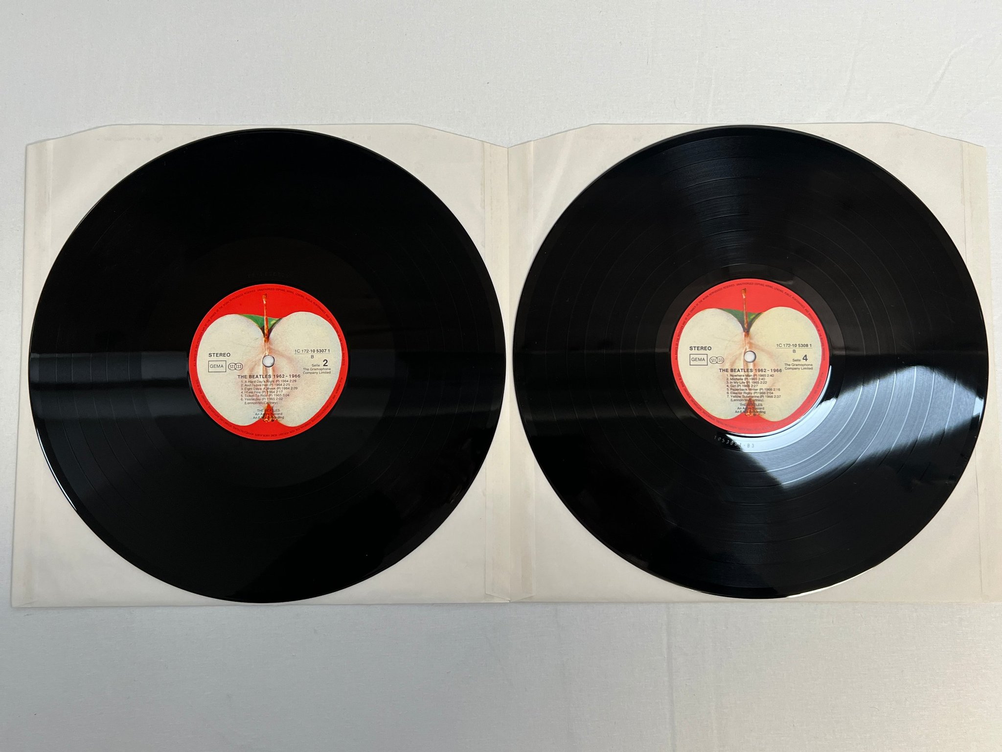 Omslagsbild för skivan THE BEATLES 1962-1966 2xLP re Ger APPLE 1C 172-1053081