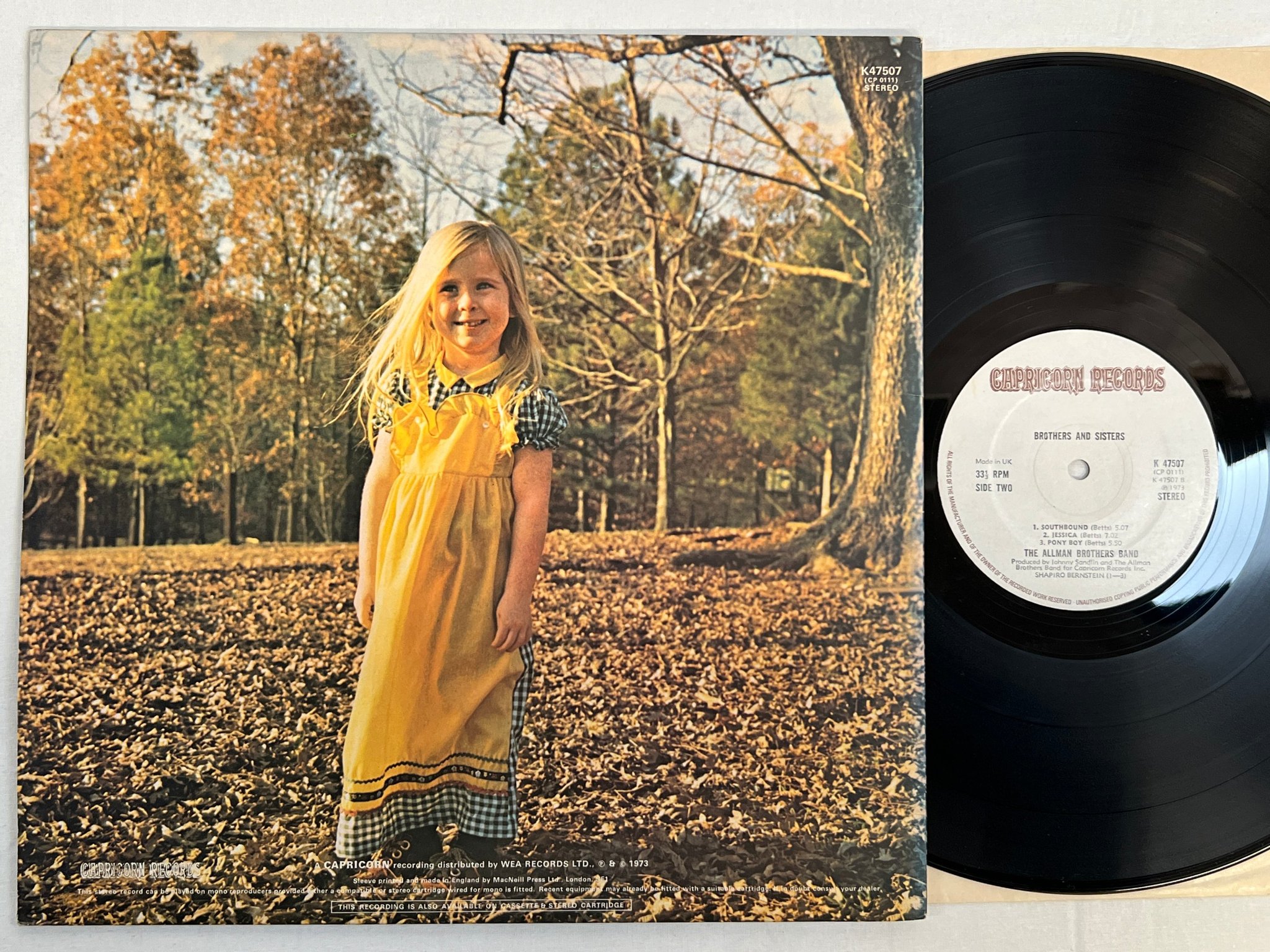 Omslagsbild för skivan THE ALLMAN BROTHERS BAND brothers and sisters LP -73 UK CAPRICORN K 47507