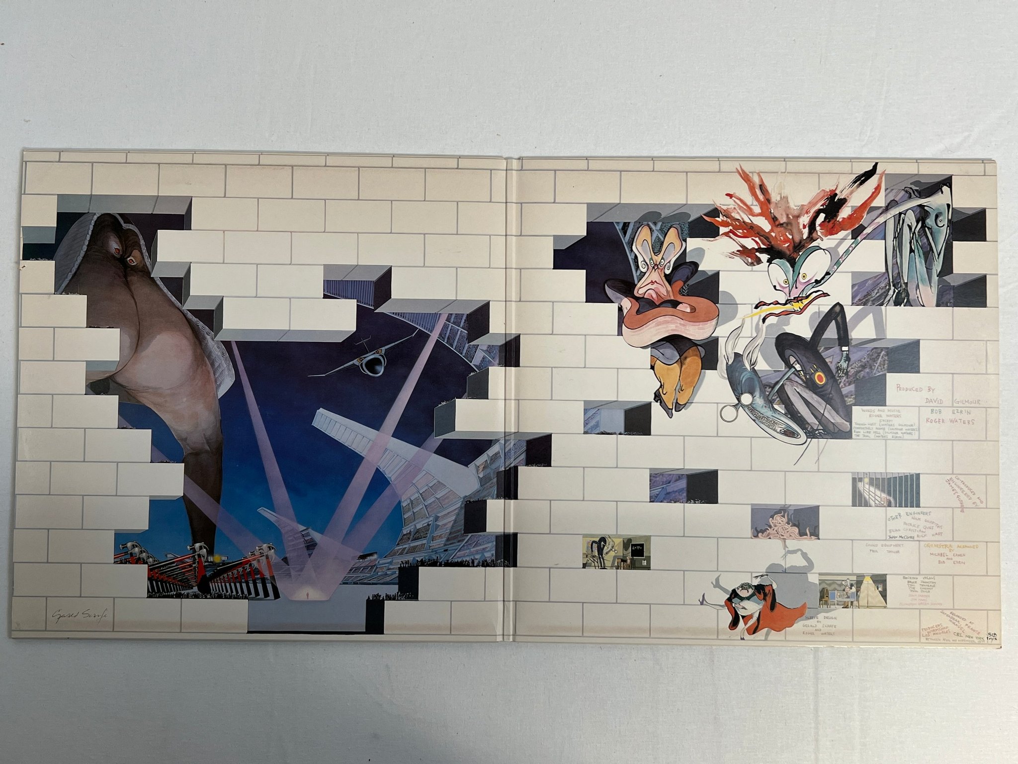 Omslagsbild för skivan PINK FLOYD the wall 2xLP -79 ncb HARVEST 7C 156-63411