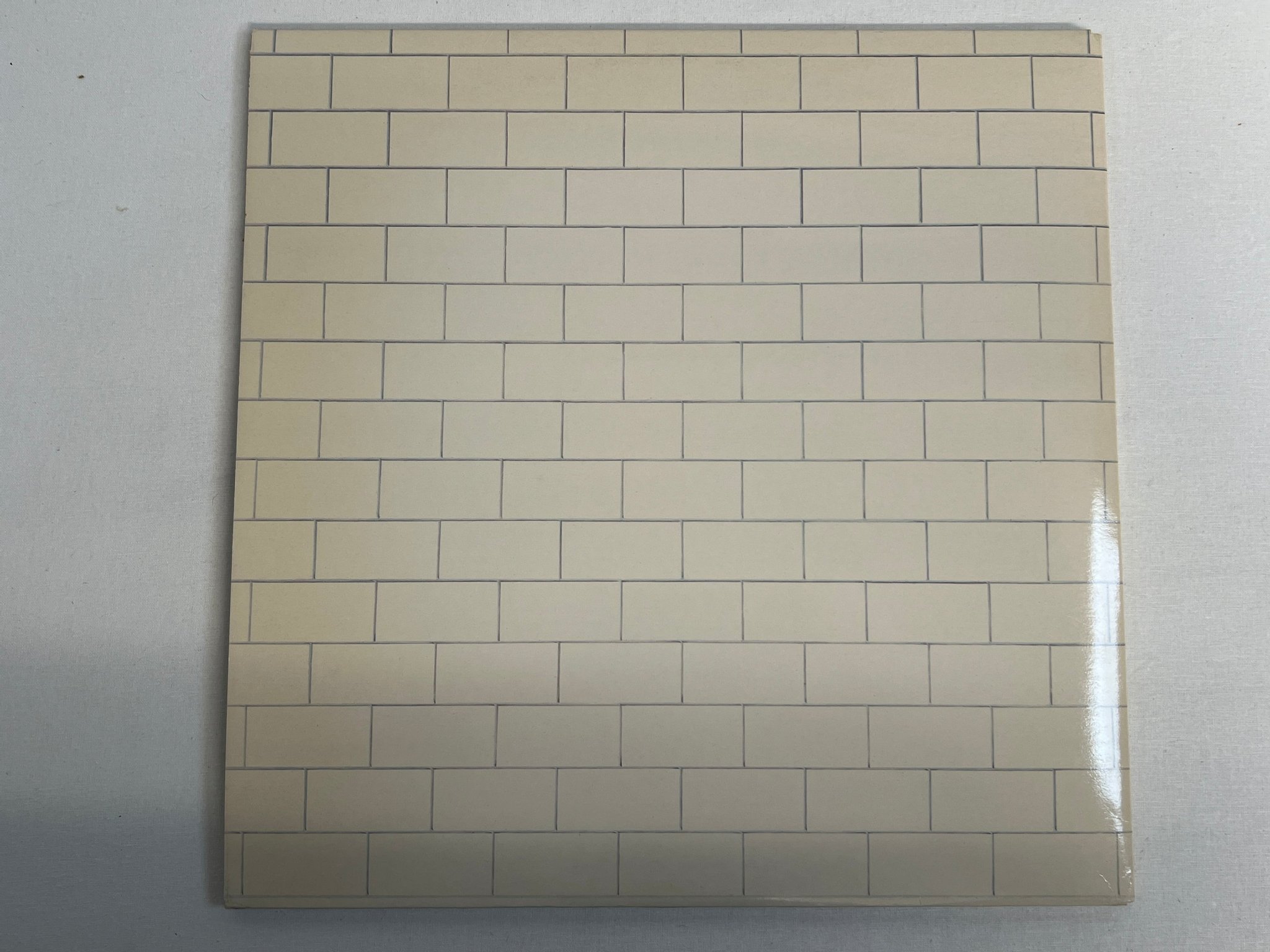 Omslagsbild för skivan PINK FLOYD the wall 2xLP -79 ncb HARVEST 7C 156-63411