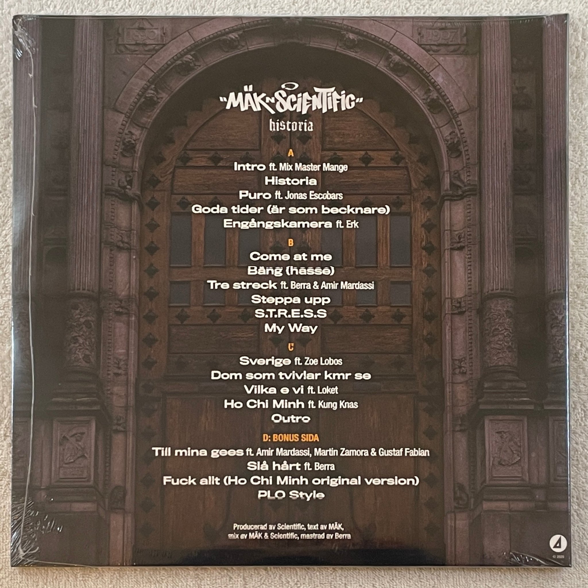 Omslagsbild för skivan MÄK N SCIENTIFIC Historia 2xLP -2021 Swe SWEDISH RAP STILL SEALED