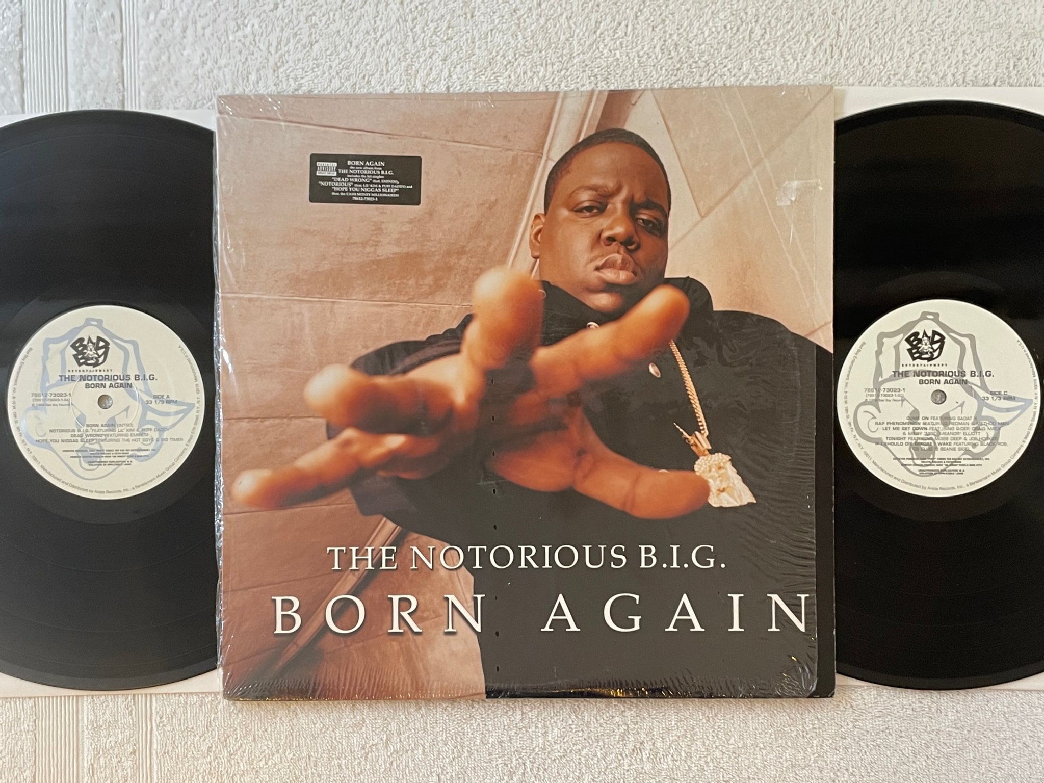 Omslagsbild för skivan THE NOTORIOUS B.I.G. born again LP  -99 US BAD BOY 78612-73023-1