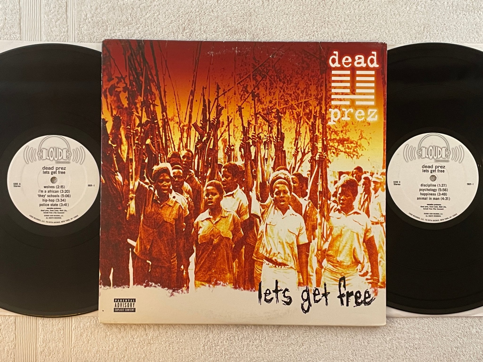 Omslagsbild för skivan DEAD PREZ lets get free LP 2000 US LOUD 1901-1  * yeah *
