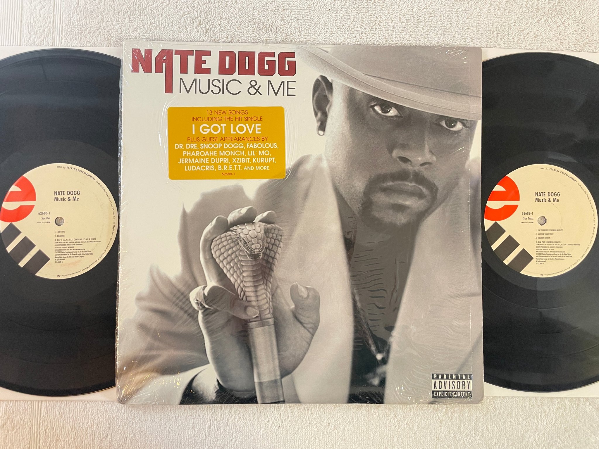 Omslagsbild för skivan NATE DOGG music and me LP 2001 US ELEKTRA 62688-1 ** VERY RARE **