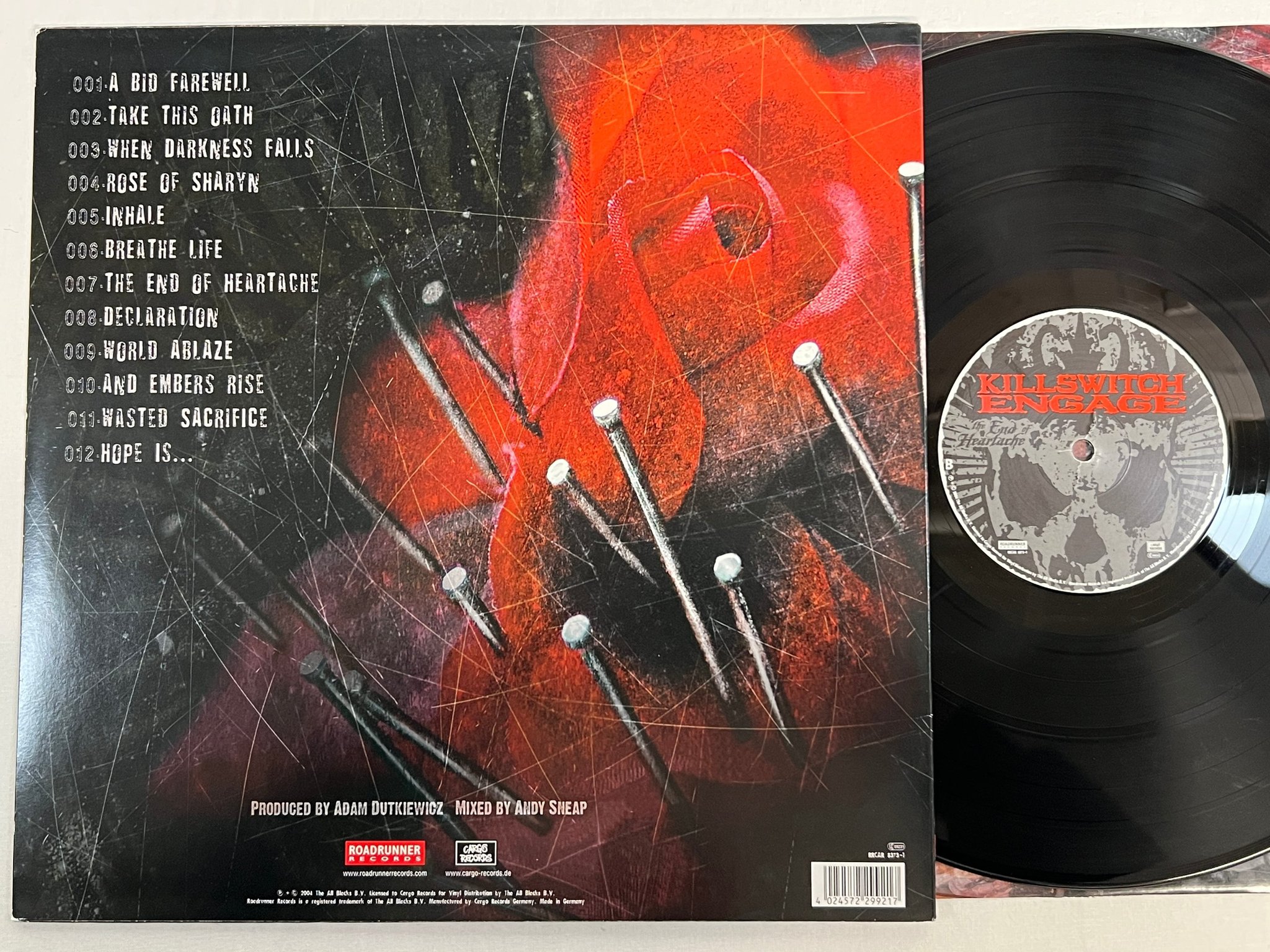 Omslagsbild för skivan KILLSWITCH ENGAGE The End Of Heartache LP 2007 Ger CARGO RRCAR 8373-1  Rare Meta