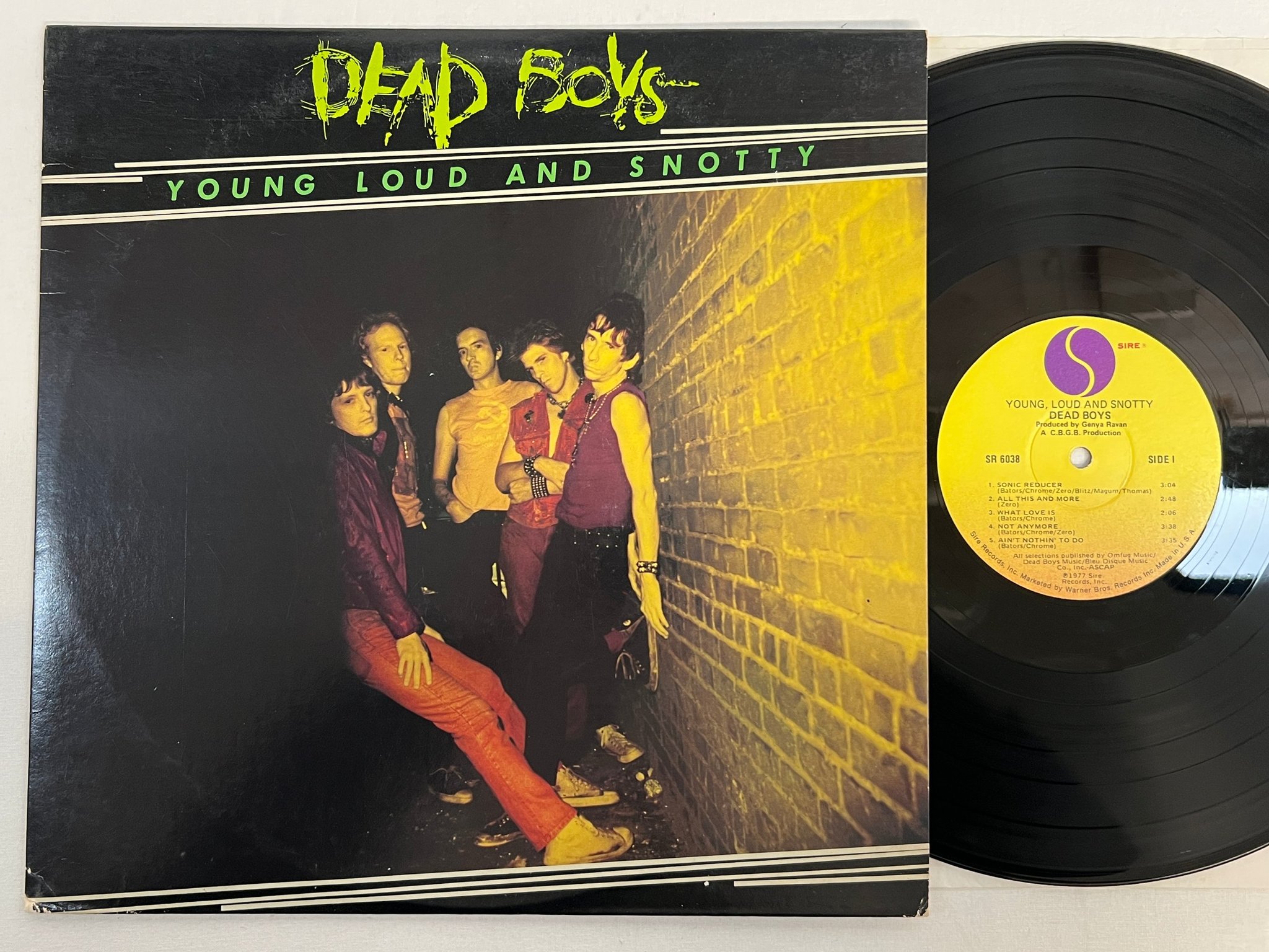 Omslagsbild för skivan DEAD BOYS young loud and snotty LP -77 US SIRE SR 6038 rare og punk rock