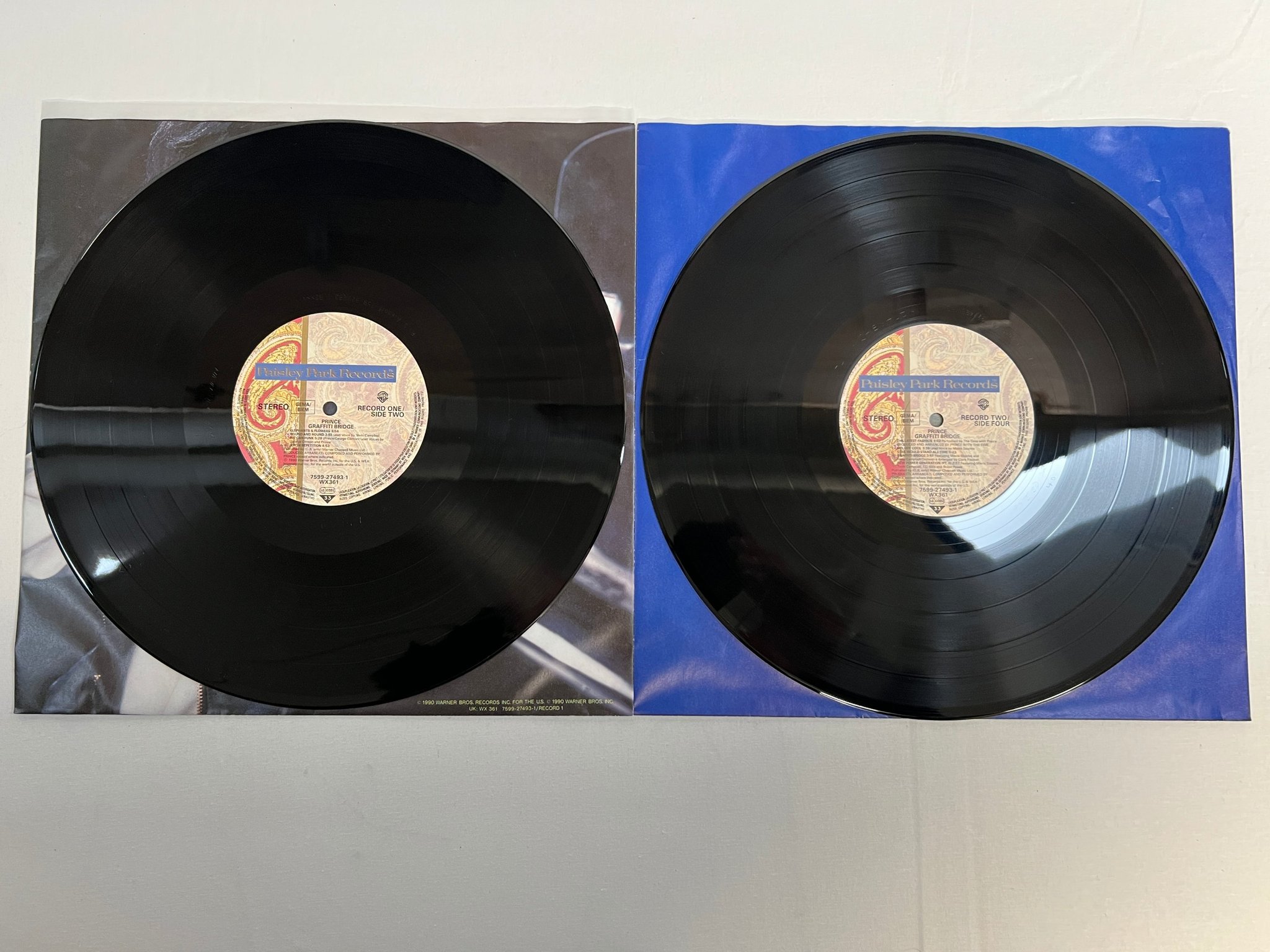 Omslagsbild för skivan PRINCE Graffiti bridge 2xLP -90 PAISLEY PARK WX361