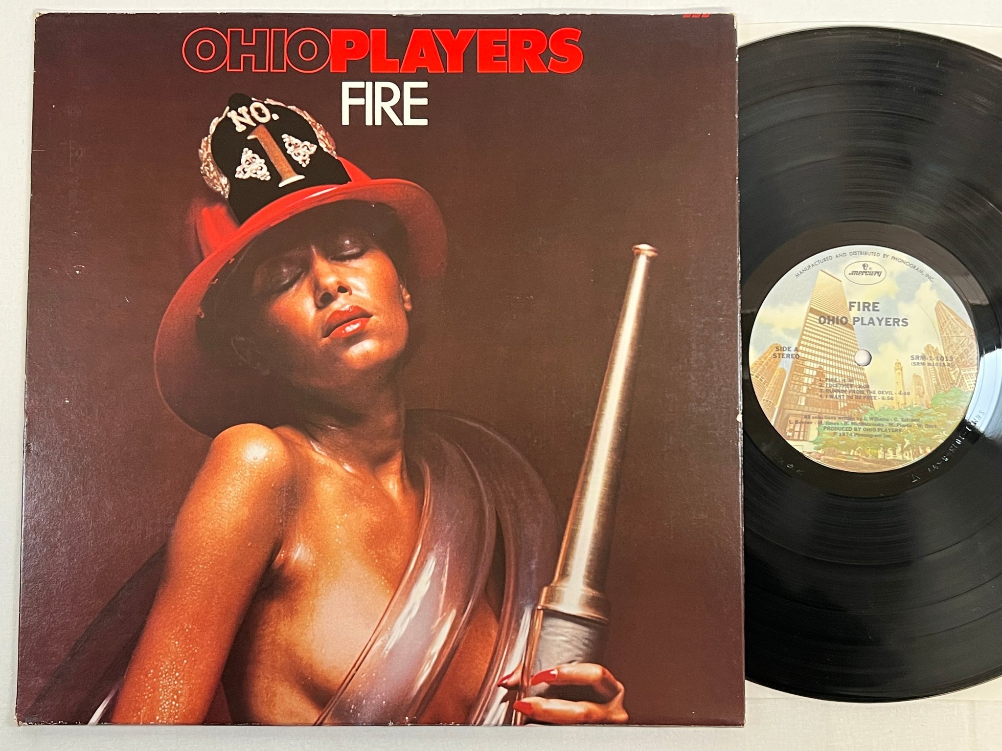 Omslagsbild för skivan OHIO PLAYERS fire LP -74 US MERCURY SRM-1-1013