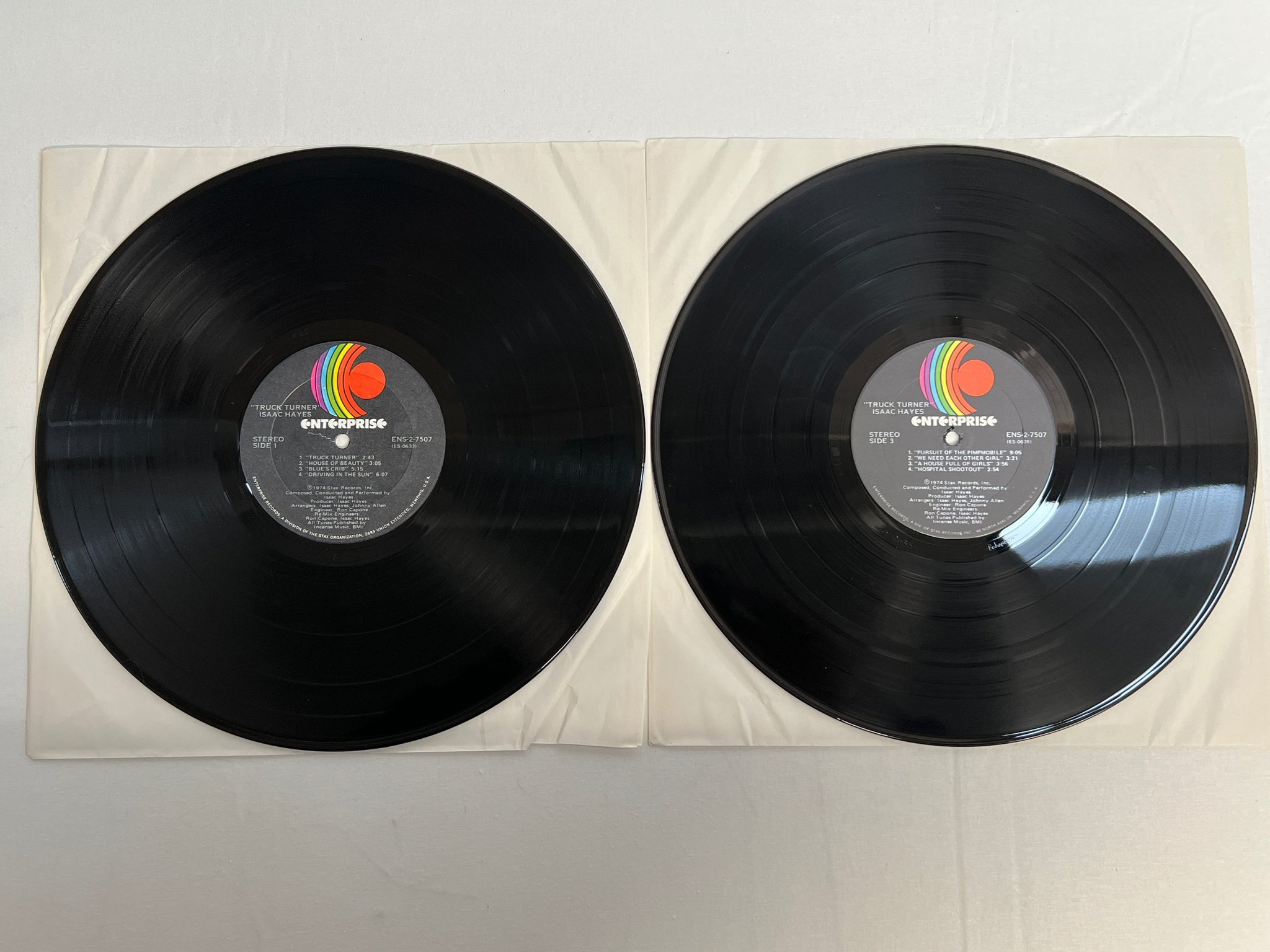 Omslagsbild för skivan ISAAC HAYES truck turner LP -74 US STAX ENS-2 7507 blaxploitation