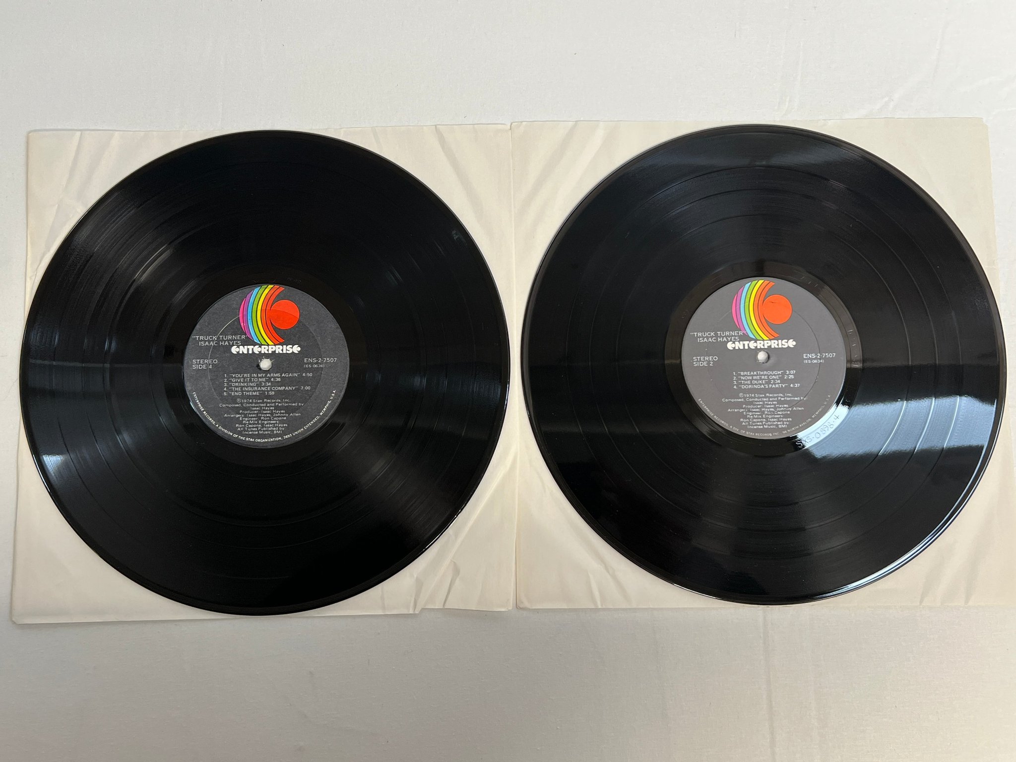 Omslagsbild för skivan ISAAC HAYES truck turner LP -74 US STAX ENS-2 7507 blaxploitation