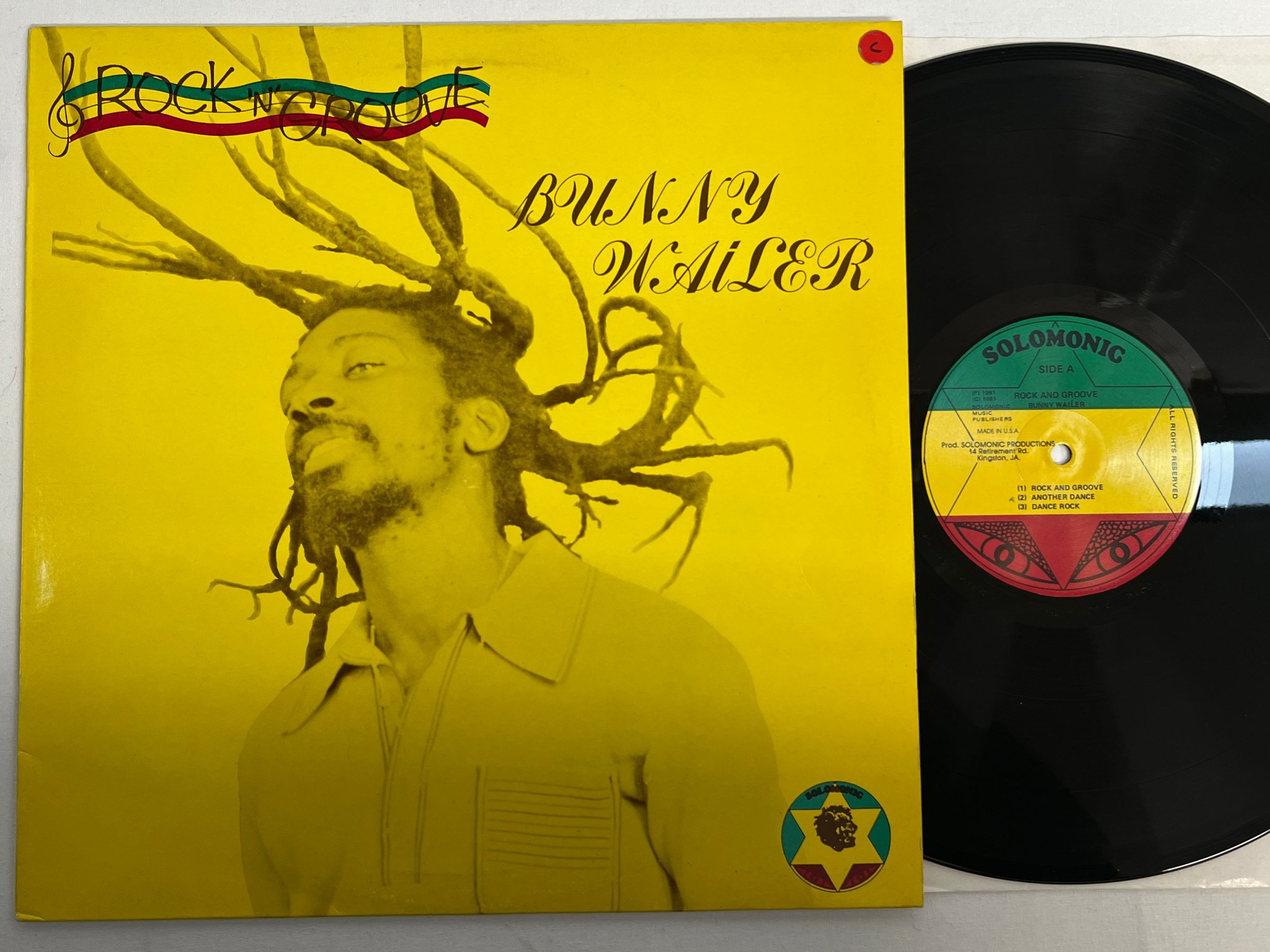 Omslagsbild för skivan BUNNY WAILER rock and groove LP US SOLOMONIC "jammin'"
