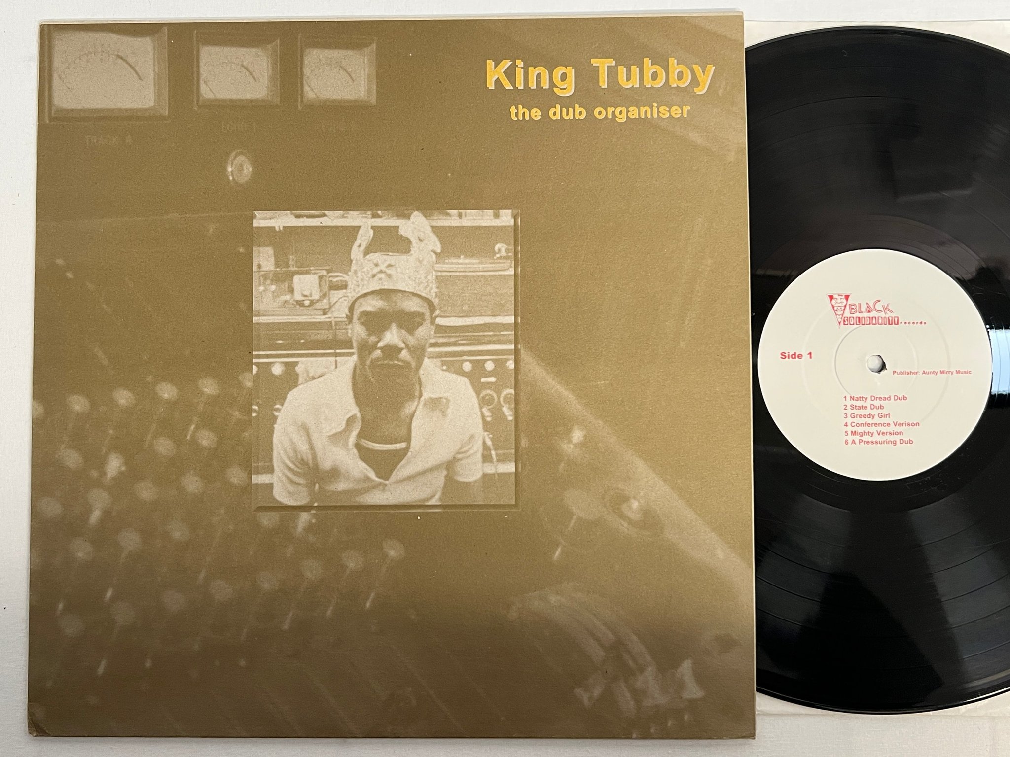 Omslagsbild för skivan KING TUBBY The Dub Organiser LP 2000 UK BLACK SOLIDARITY BSILP57