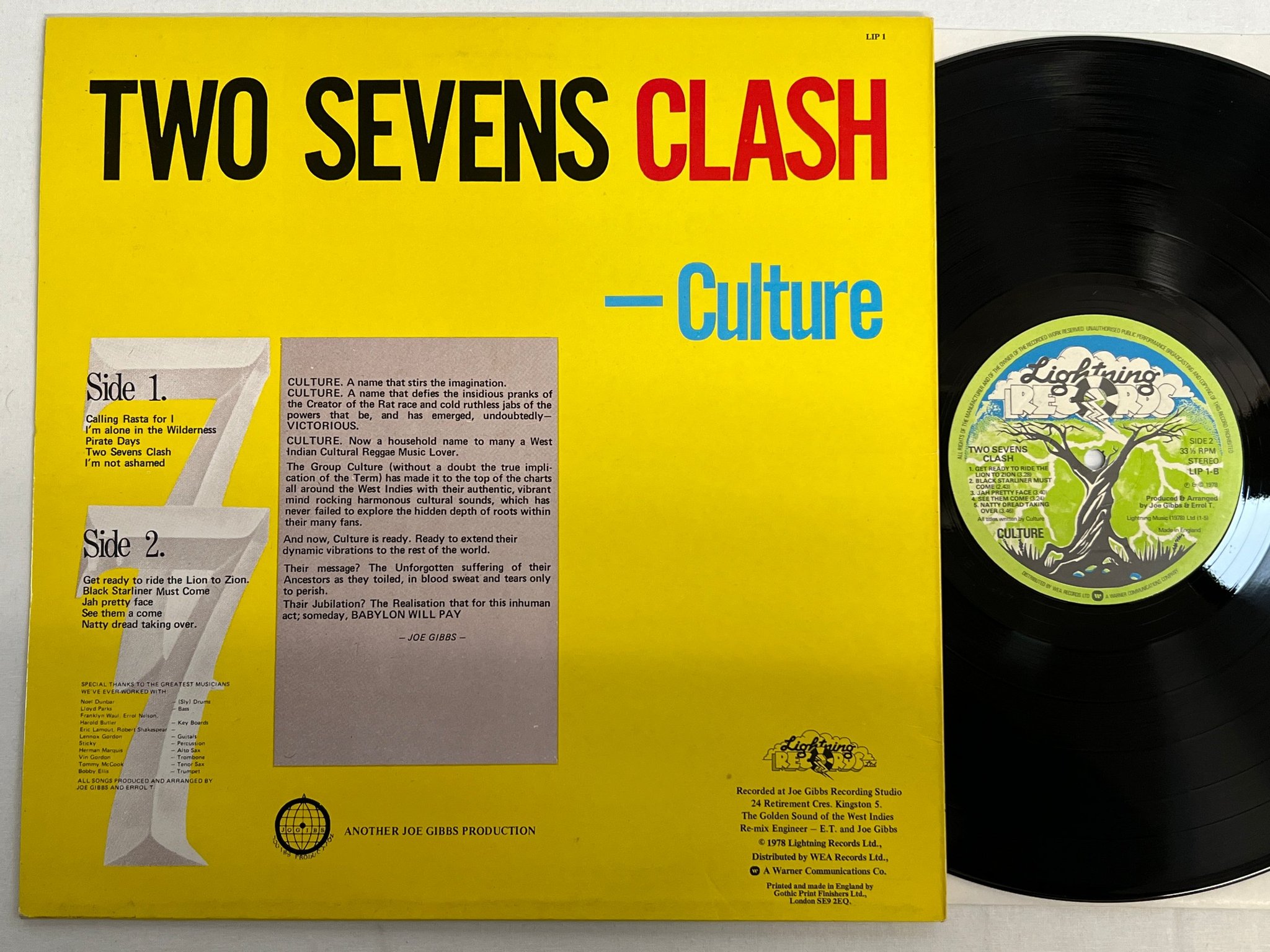 Omslagsbild för skivan CULTURE two seven clash LP -78 UK LIGHTNING LIP-1
